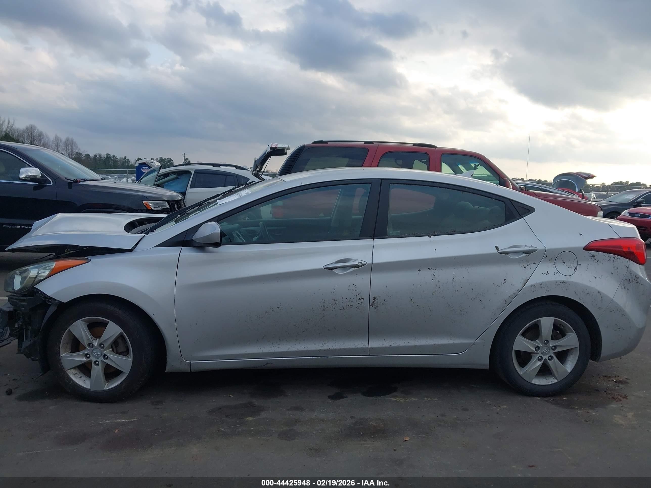 2011 Hyundai Elantra Gls (ulsan Plant) Silver vin: KMHDH4AE3BU145892