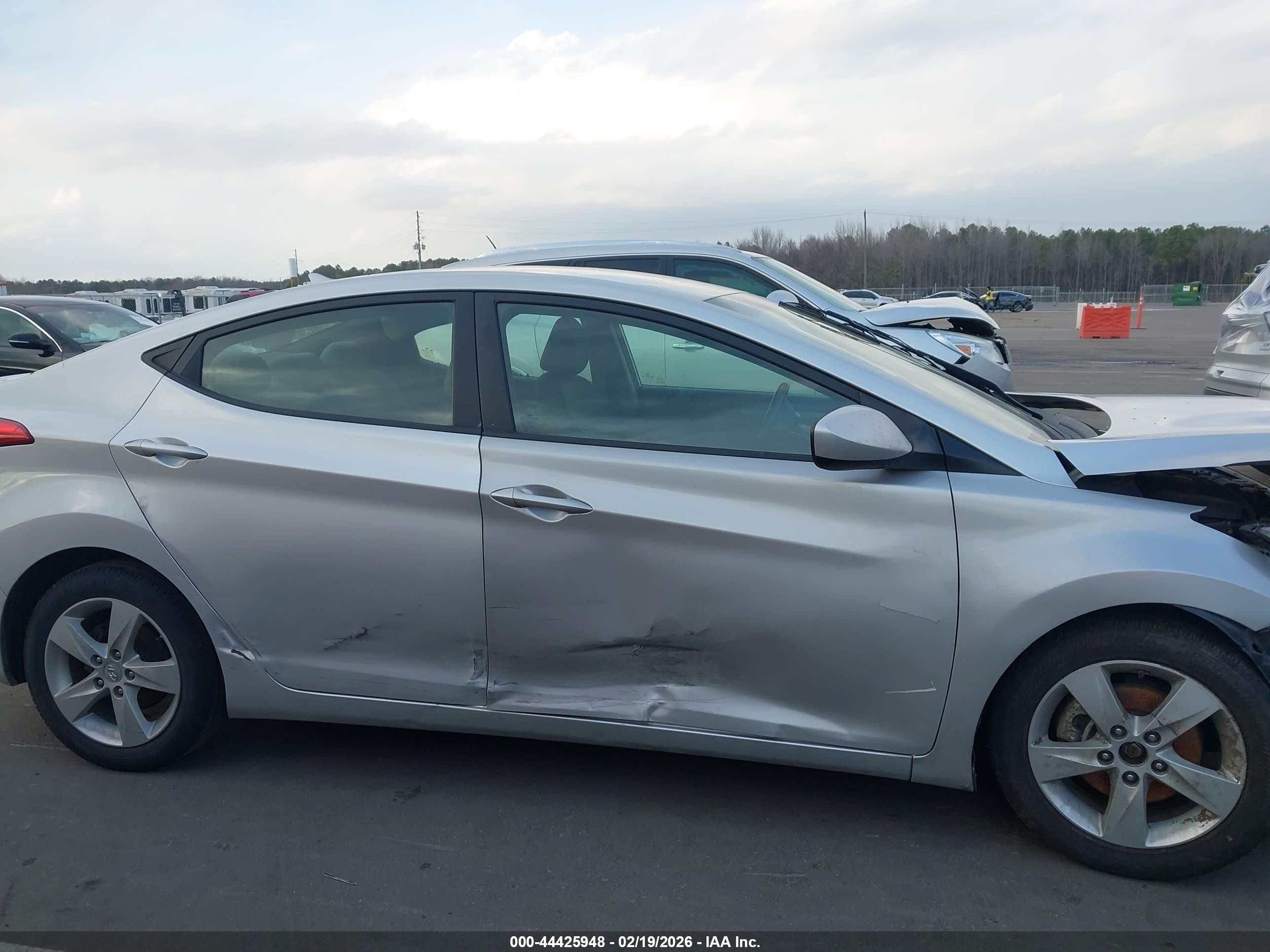 2011 Hyundai Elantra Gls (ulsan Plant) Silver vin: KMHDH4AE3BU145892