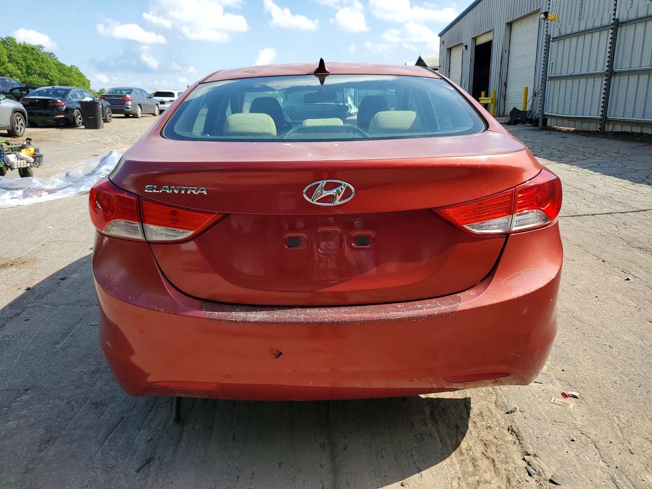 2011 Hyundai Elantra Gls Burgundy vin: KMHDH4AE3BU146797