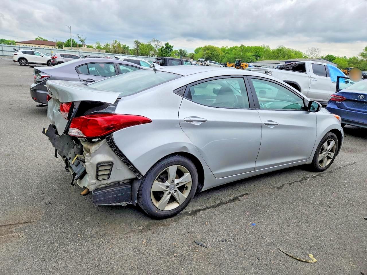 2011 Hyundai Elantra Gls Silver vin: KMHDH4AE3BU147884