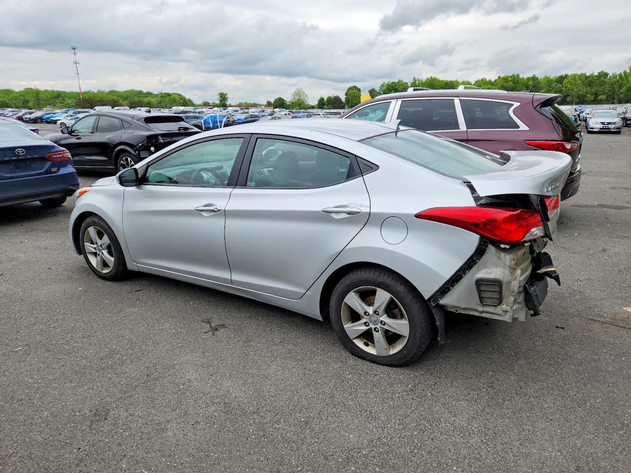 2011 Hyundai Elantra Gls Silver vin: KMHDH4AE3BU147884