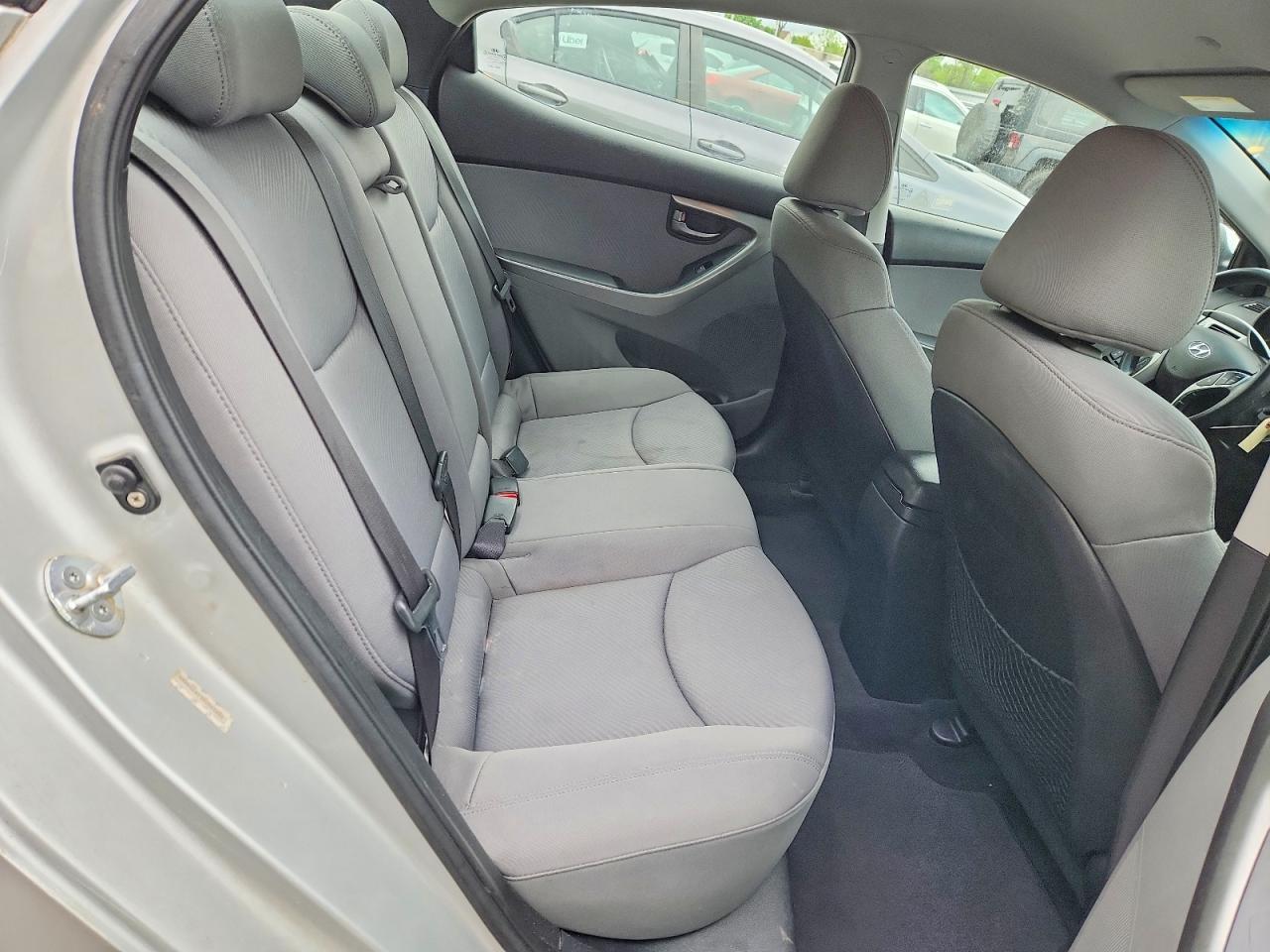 2011 Hyundai Elantra Gls Silver vin: KMHDH4AE3BU147884