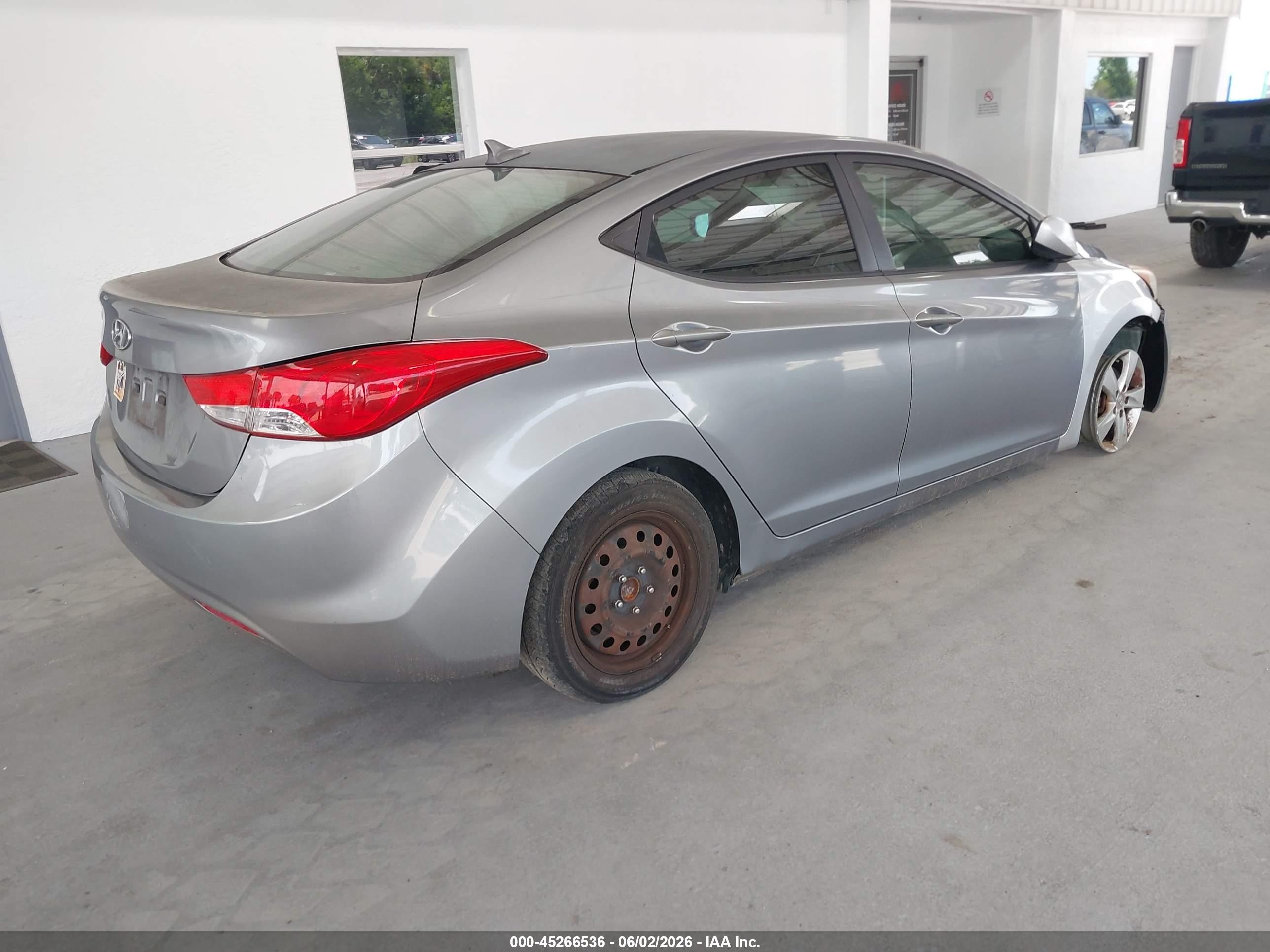 2011 Hyundai Elantra Gls (ulsan Plant) Silver vin: KMHDH4AE3BU151028