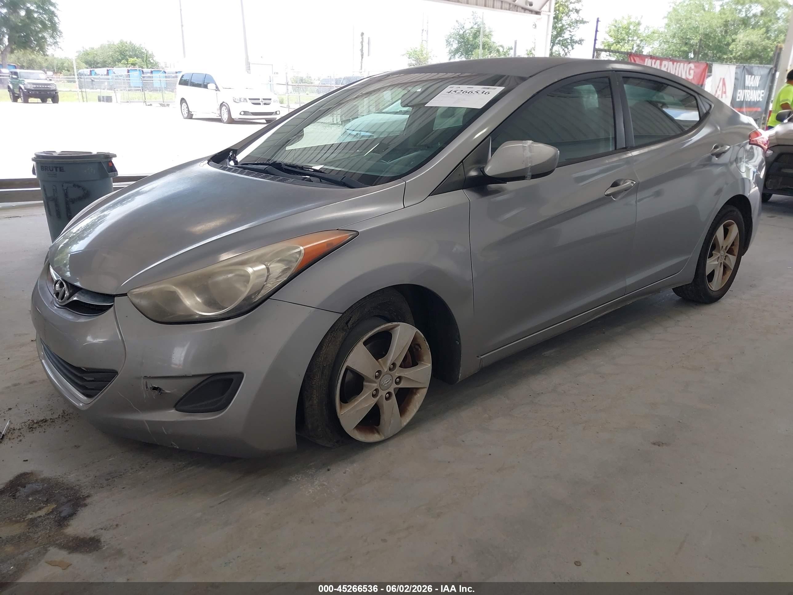 2011 Hyundai Elantra Gls (ulsan Plant) Silver vin: KMHDH4AE3BU151028