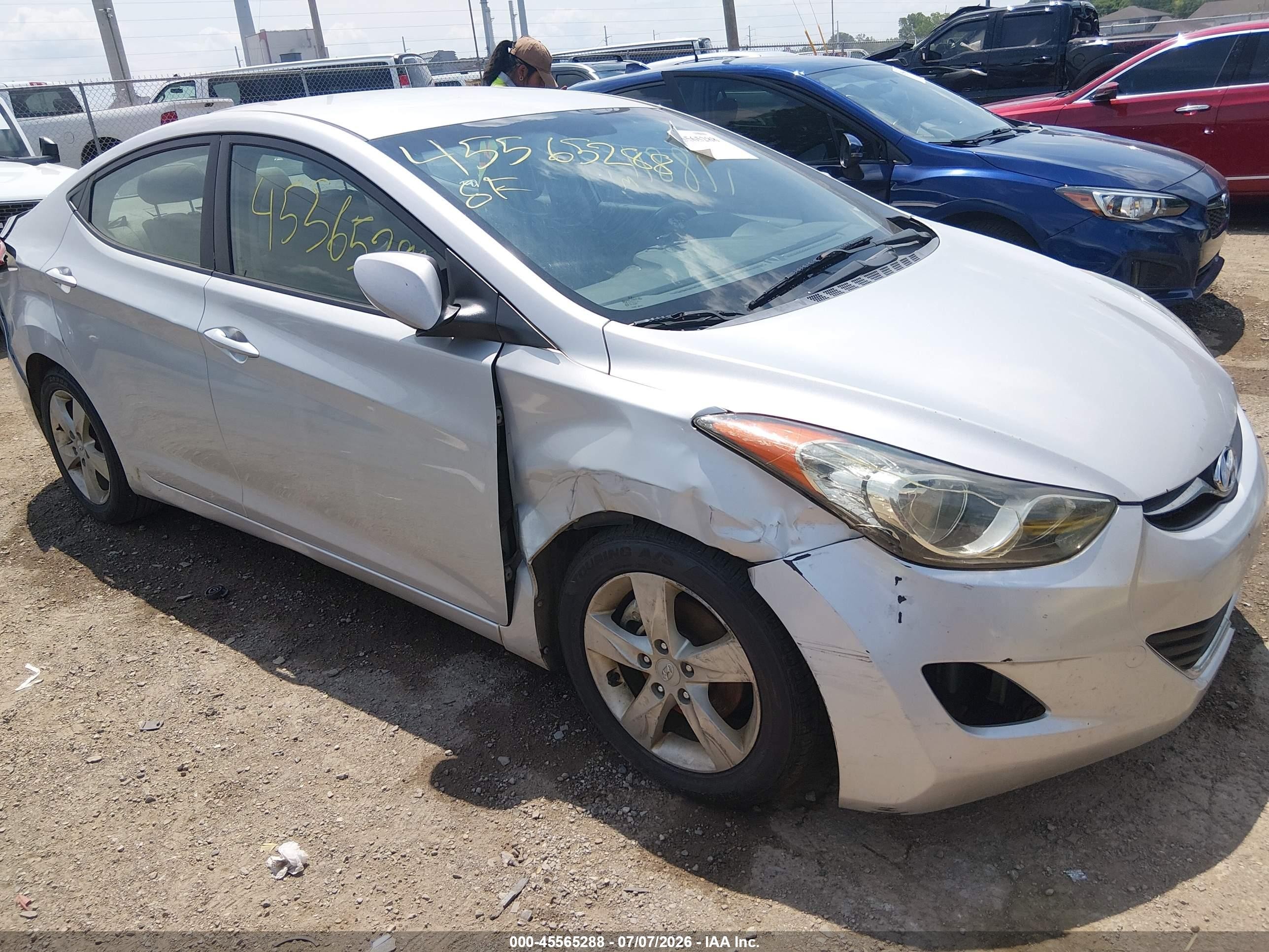2012 Hyundai Elantra Gls (ulsan Plant) Silver vin: KMHDH4AE3CU228482