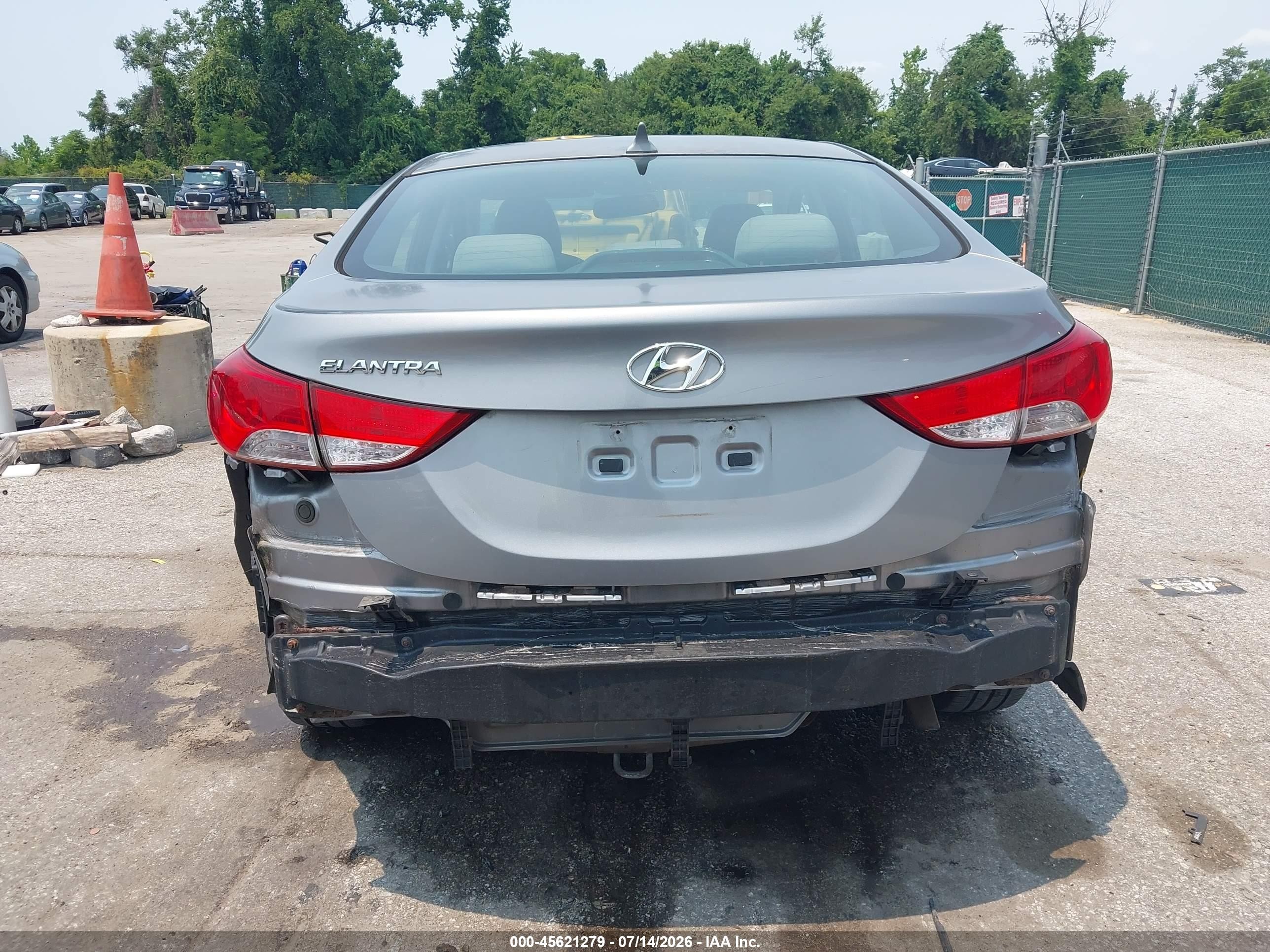 2012 Hyundai Elantra Gls (ulsan Plant) Silver vin: KMHDH4AE3CU236081