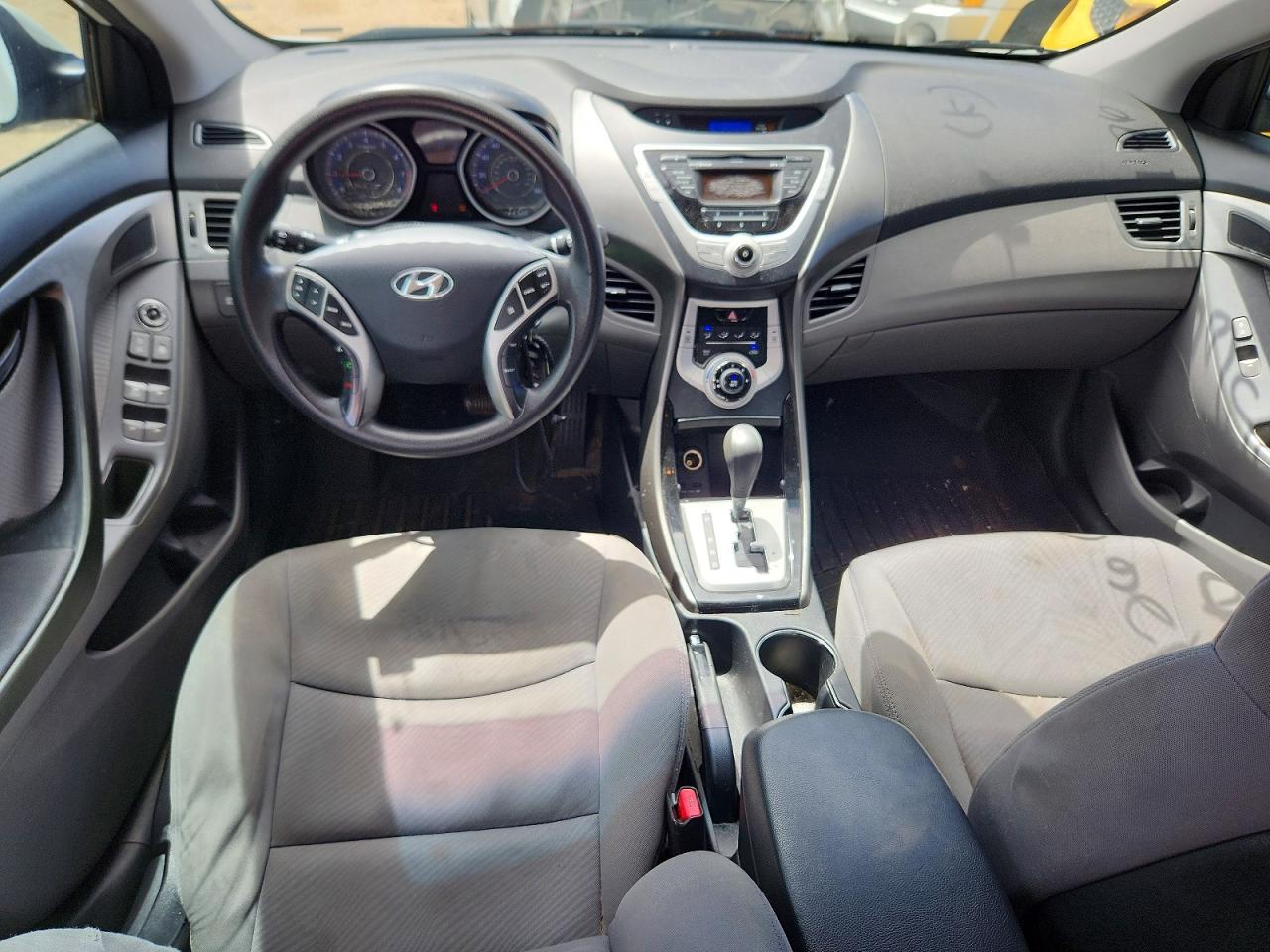 2012 Hyundai Elantra Gls White vin: KMHDH4AE3CU243905