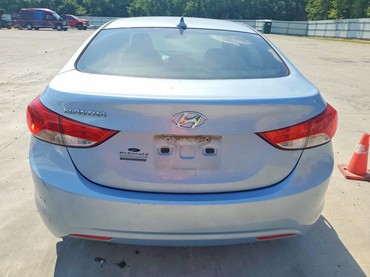 2012 Hyundai Elantra Gls Blue vin: KMHDH4AE3CU291209