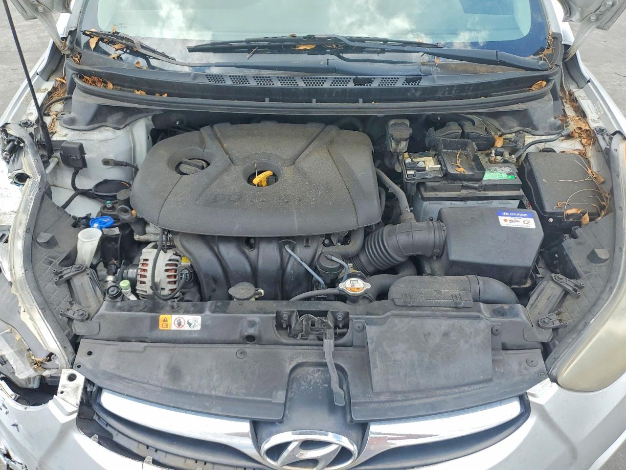 2012 Hyundai Elantra Silver vin: KMHDH4AE3CU328761