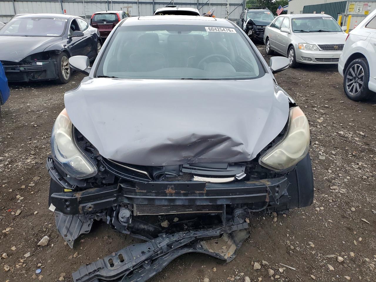 2012 Hyundai Elantra Limited Серебряный vin: KMHDH4AE3CU393822