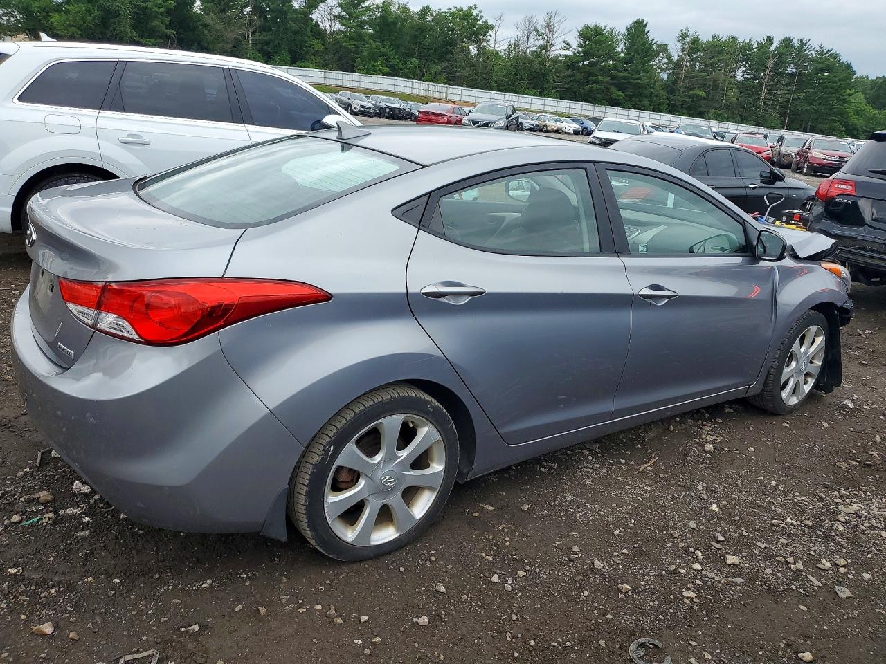 2012 Hyundai Elantra Limited Серебряный vin: KMHDH4AE3CU393822