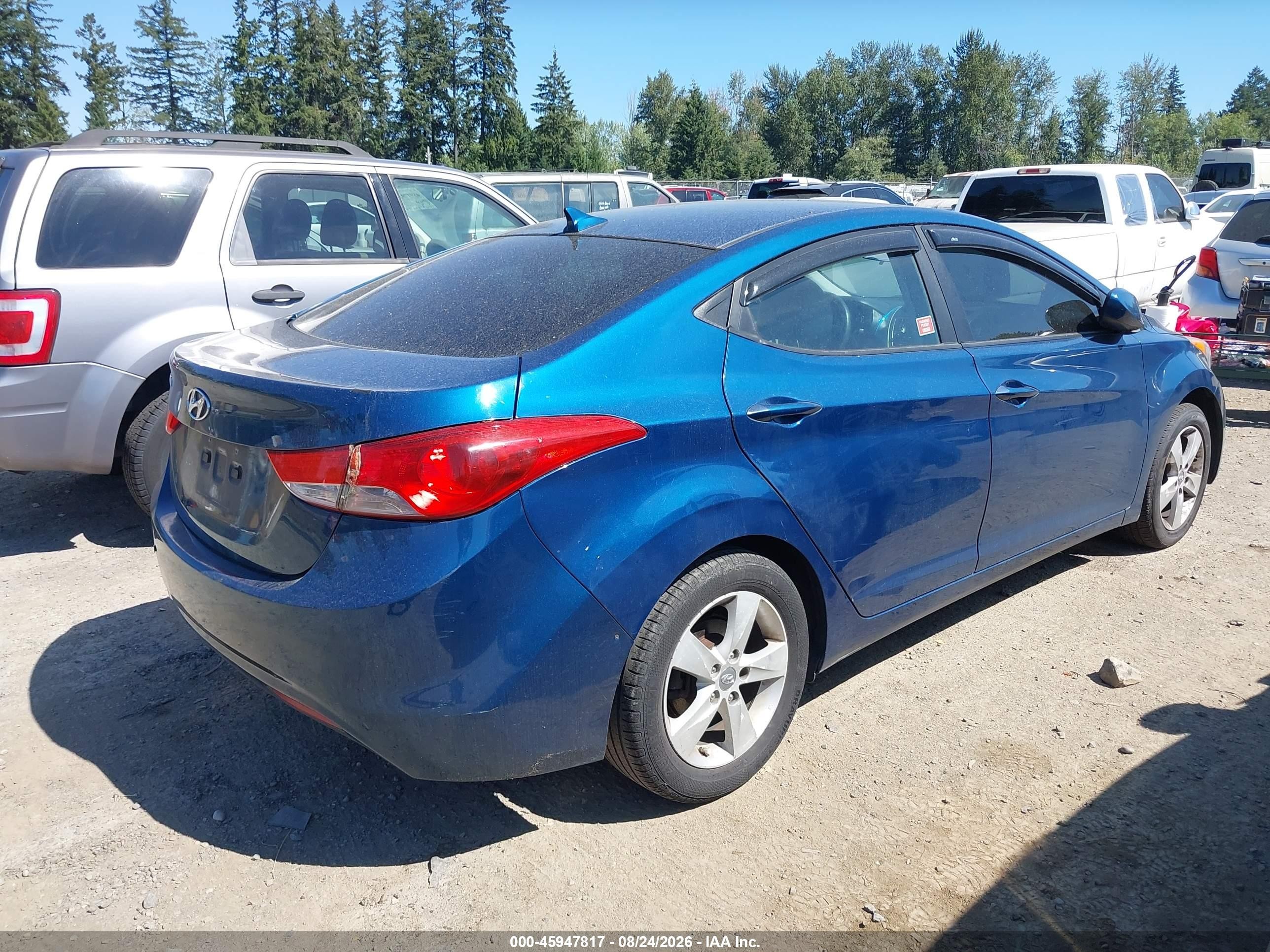 2013 Hyundai Elantra Gls Blue vin: KMHDH4AE3DU007272