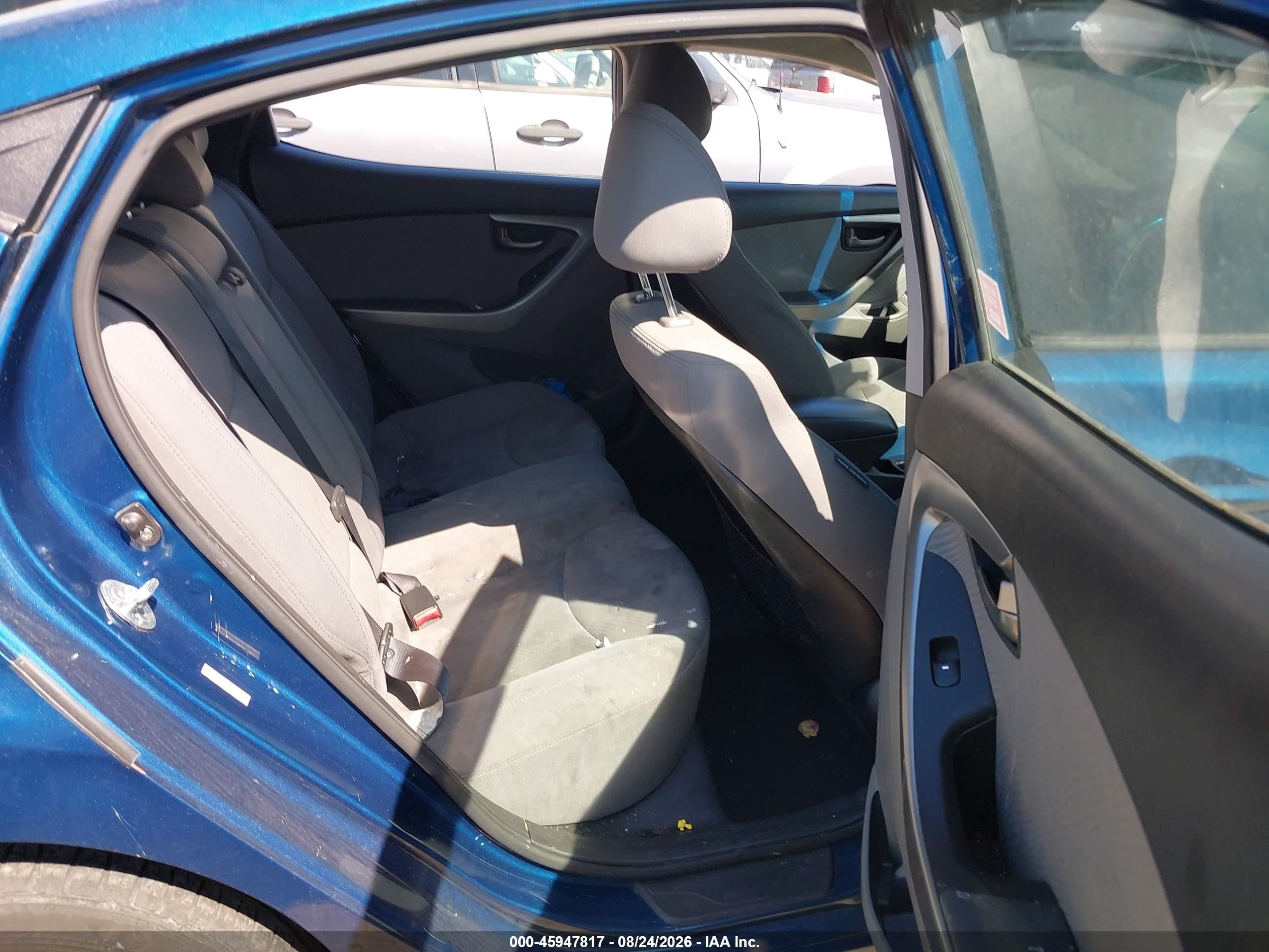2013 Hyundai Elantra Gls Blue vin: KMHDH4AE3DU007272