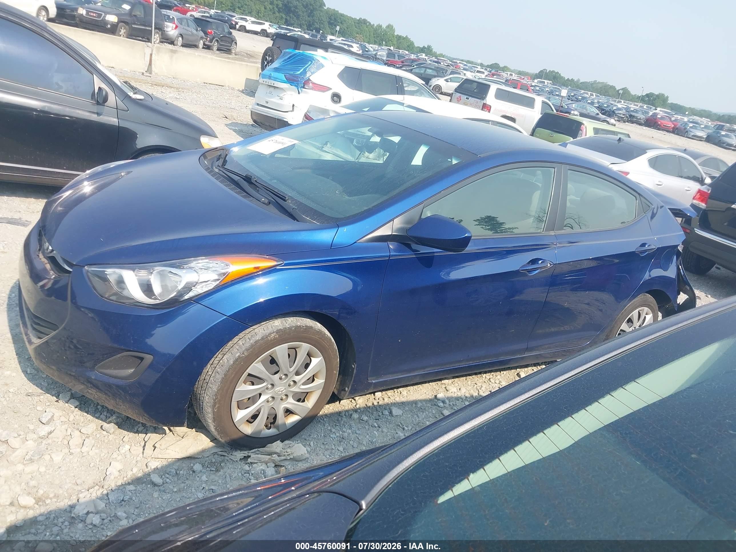 2013 Hyundai Elantra Gls Blue vin: KMHDH4AE3DU485644