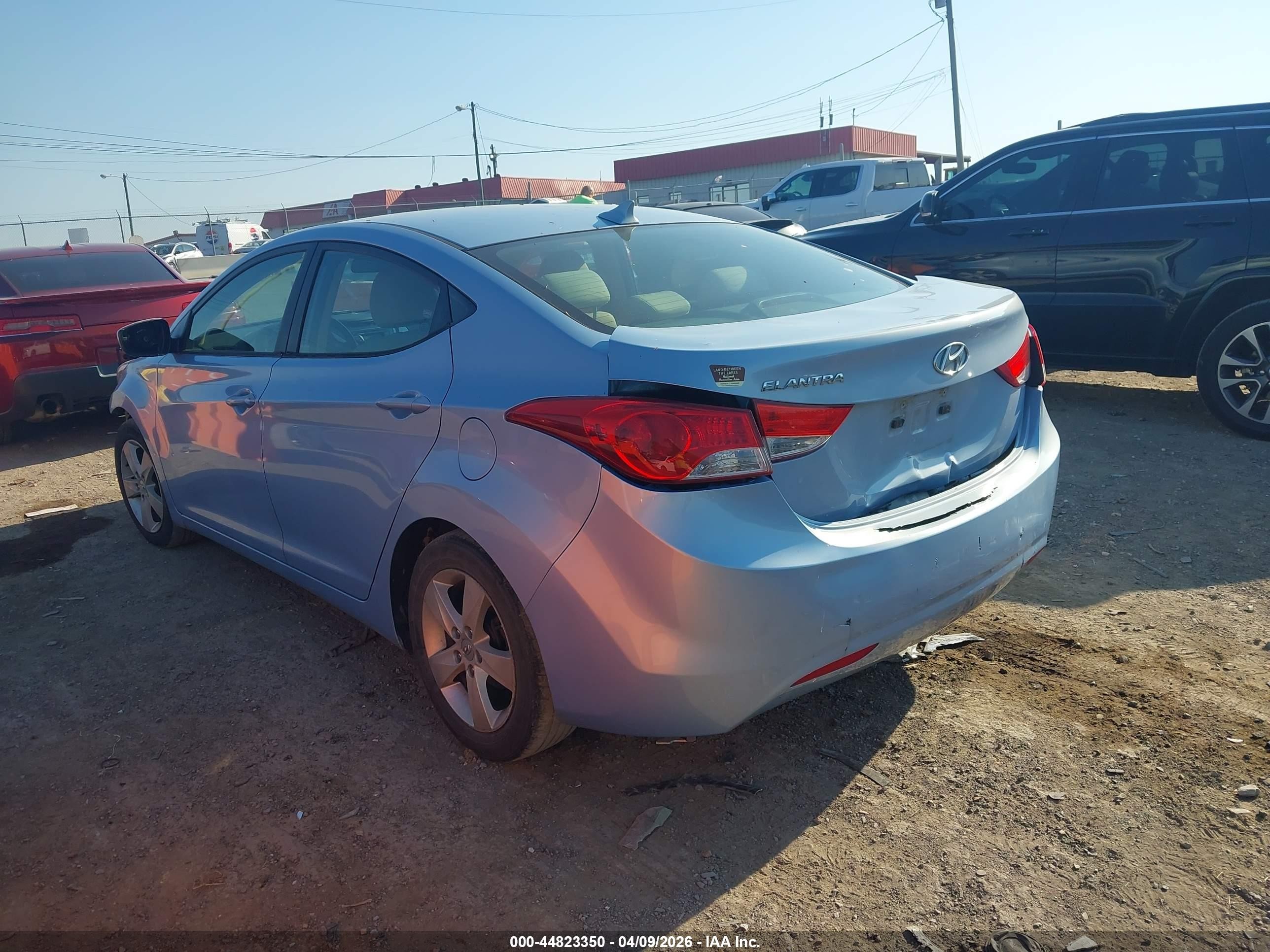 2013 Hyundai Elantra Gls Light Blue vin: KMHDH4AE3DU494098