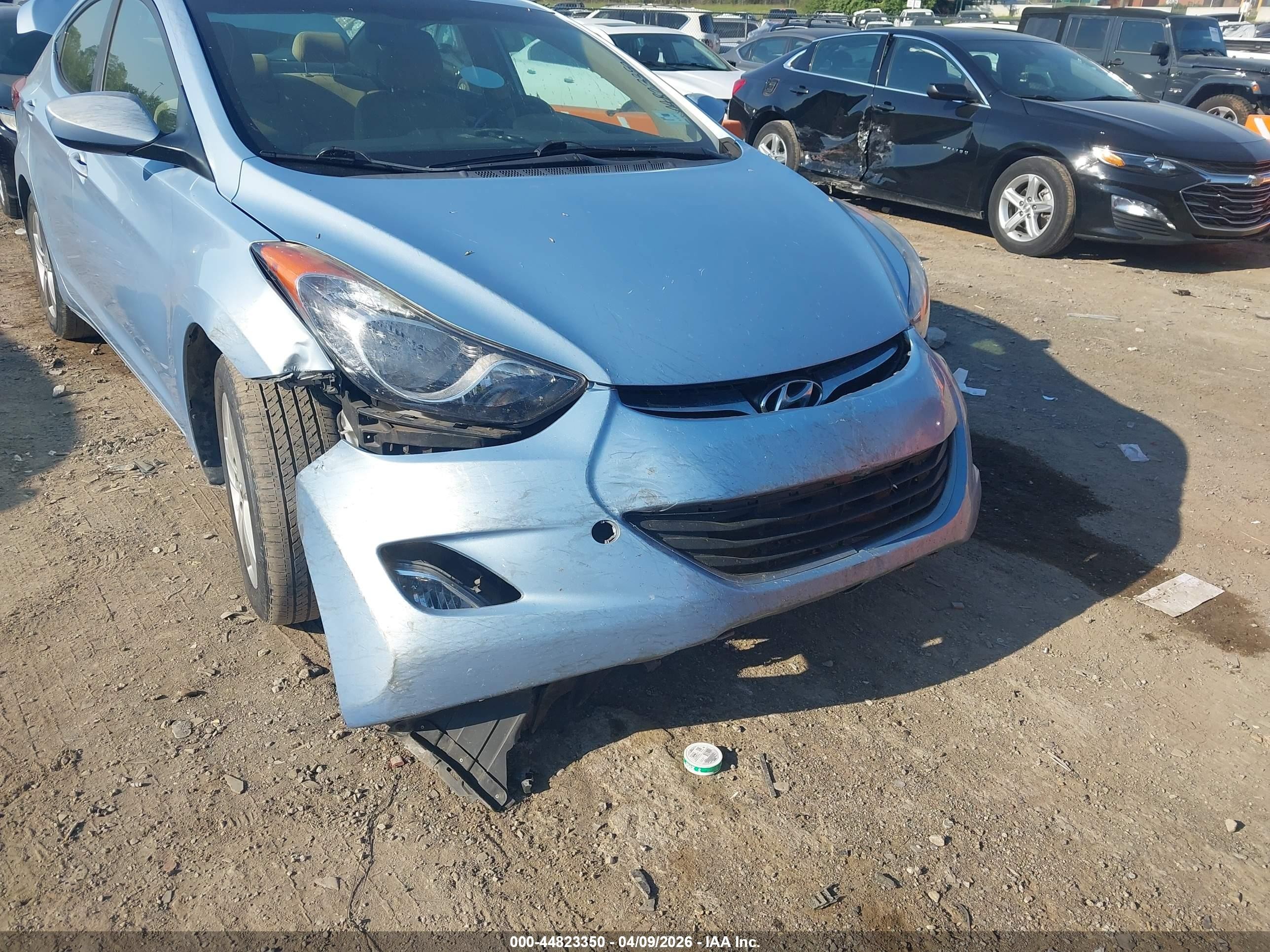 2013 Hyundai Elantra Gls Light Blue vin: KMHDH4AE3DU494098
