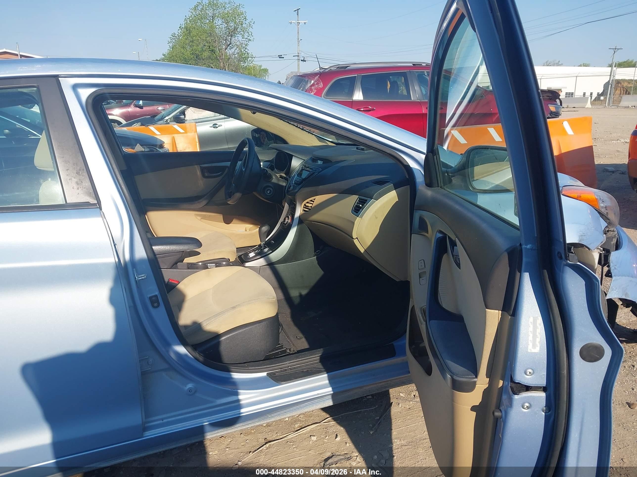 2013 Hyundai Elantra Gls Light Blue vin: KMHDH4AE3DU494098