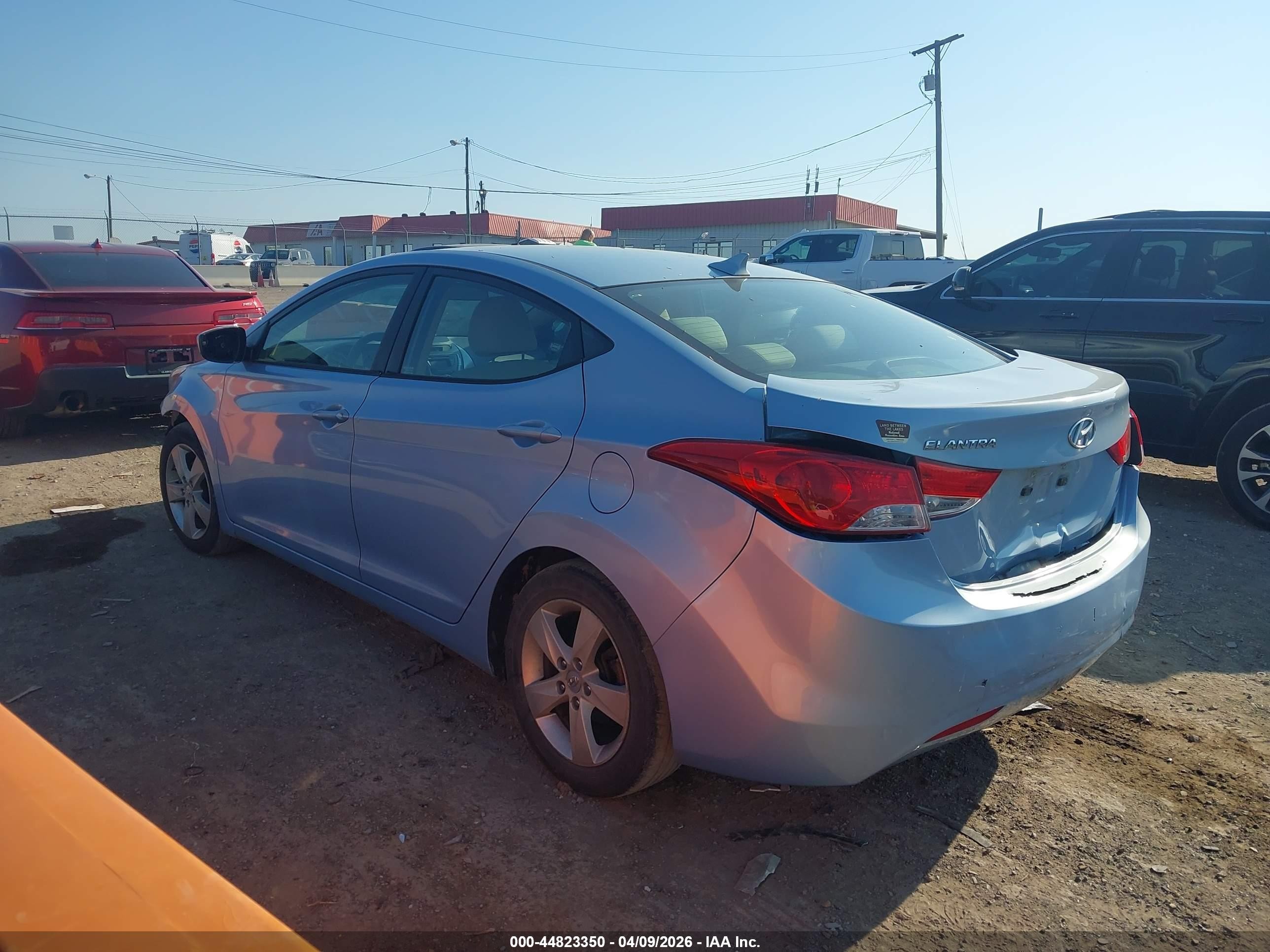 2013 Hyundai Elantra Gls Light Blue vin: KMHDH4AE3DU494098