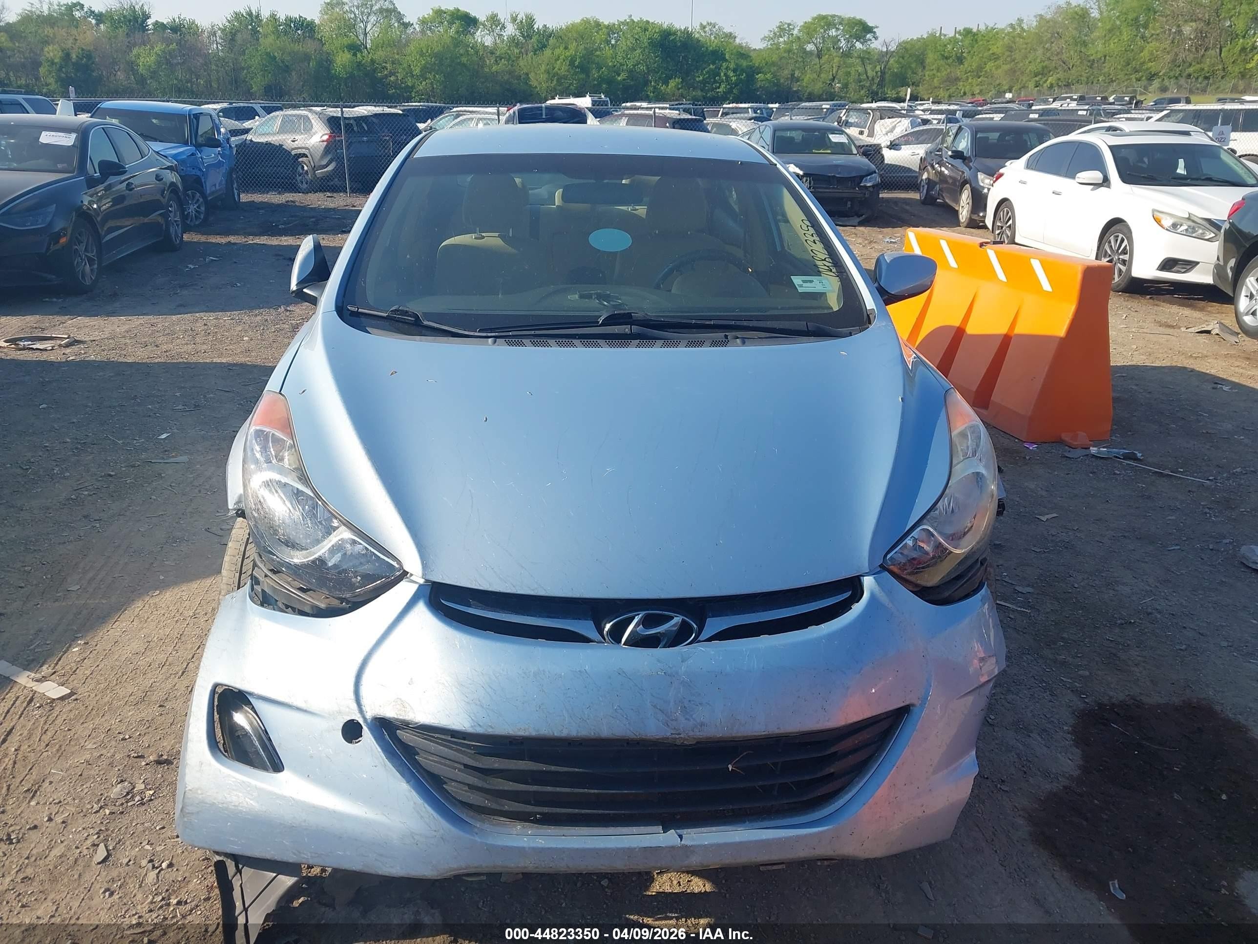 2013 Hyundai Elantra Gls Light Blue vin: KMHDH4AE3DU494098