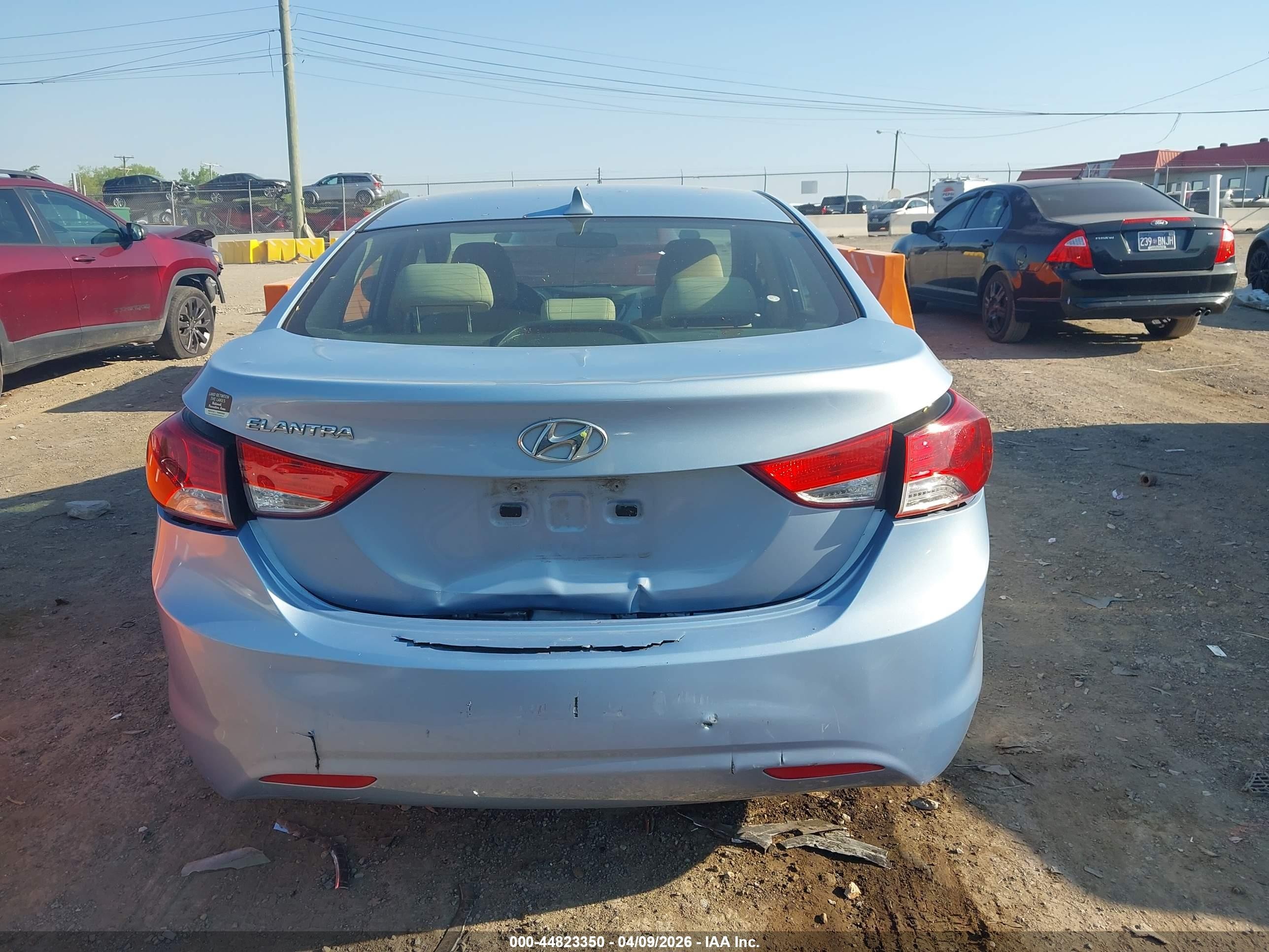 2013 Hyundai Elantra Gls Light Blue vin: KMHDH4AE3DU494098