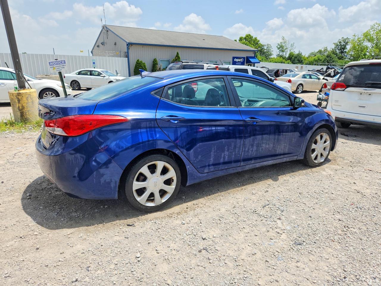 2013 Hyundai Elantra Limited Blue vin: KMHDH4AE3DU527245