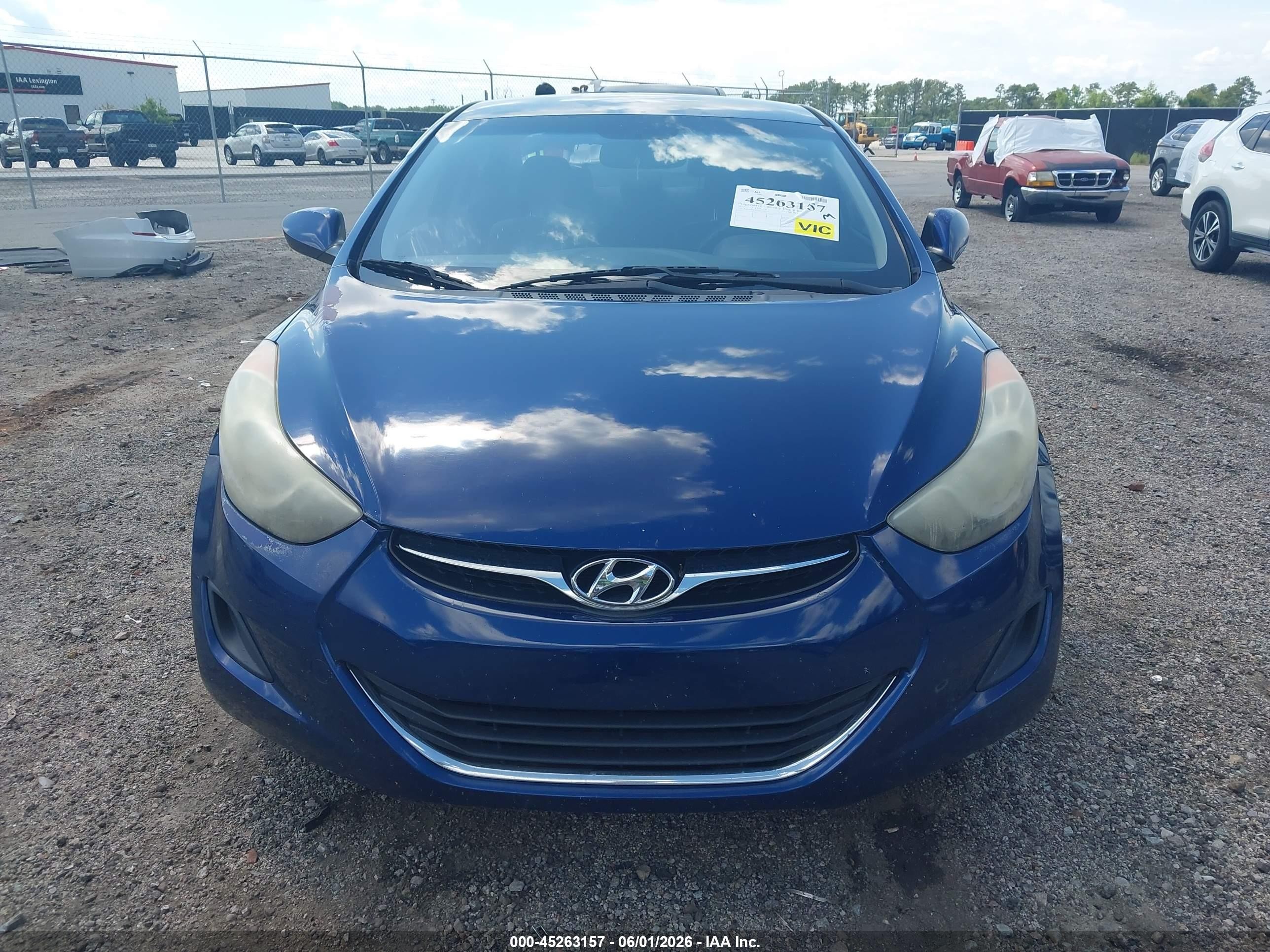 2013 Hyundai Elantra Gls Blue vin: KMHDH4AE3DU594623
