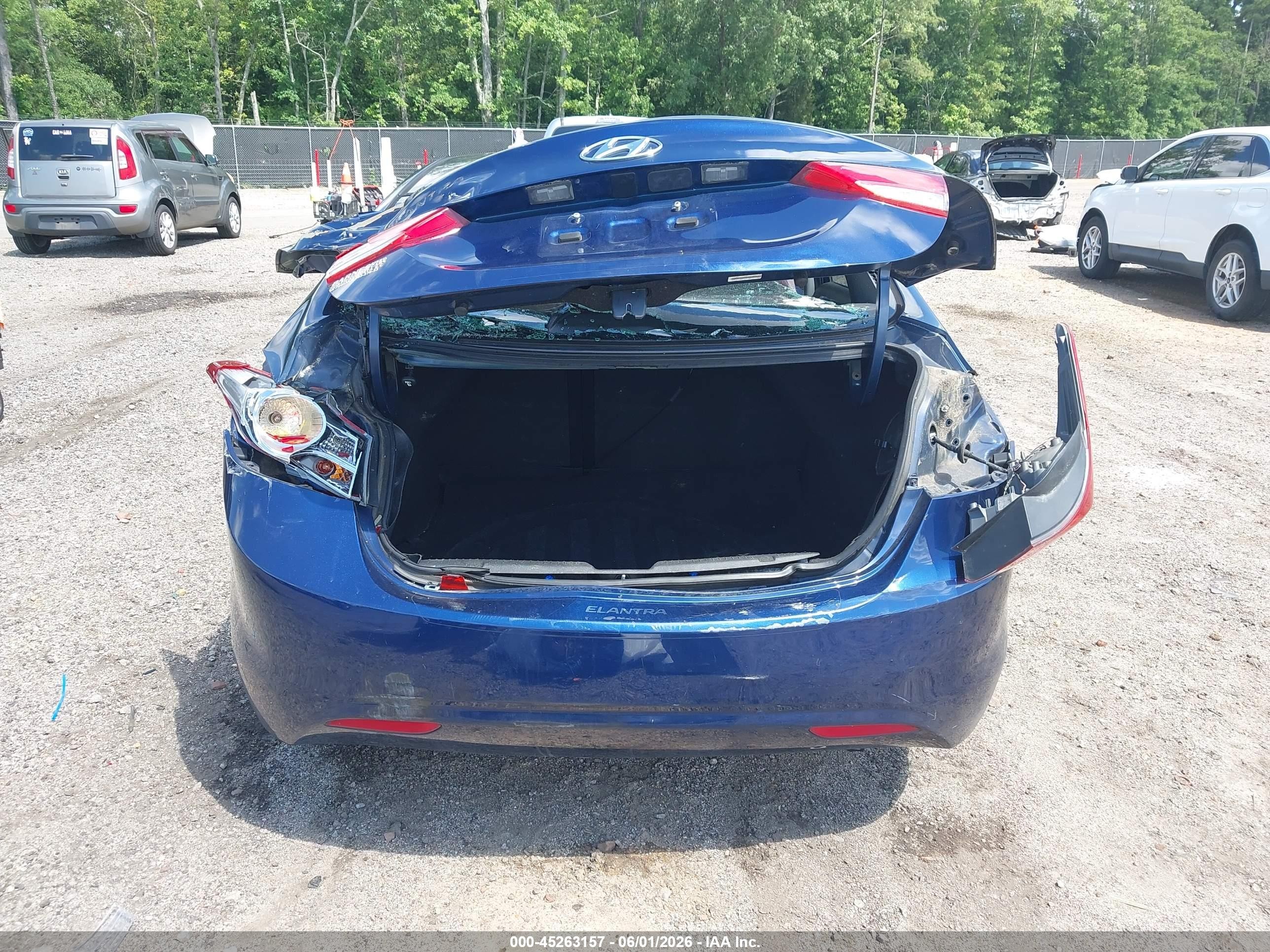 2013 Hyundai Elantra Gls Blue vin: KMHDH4AE3DU594623