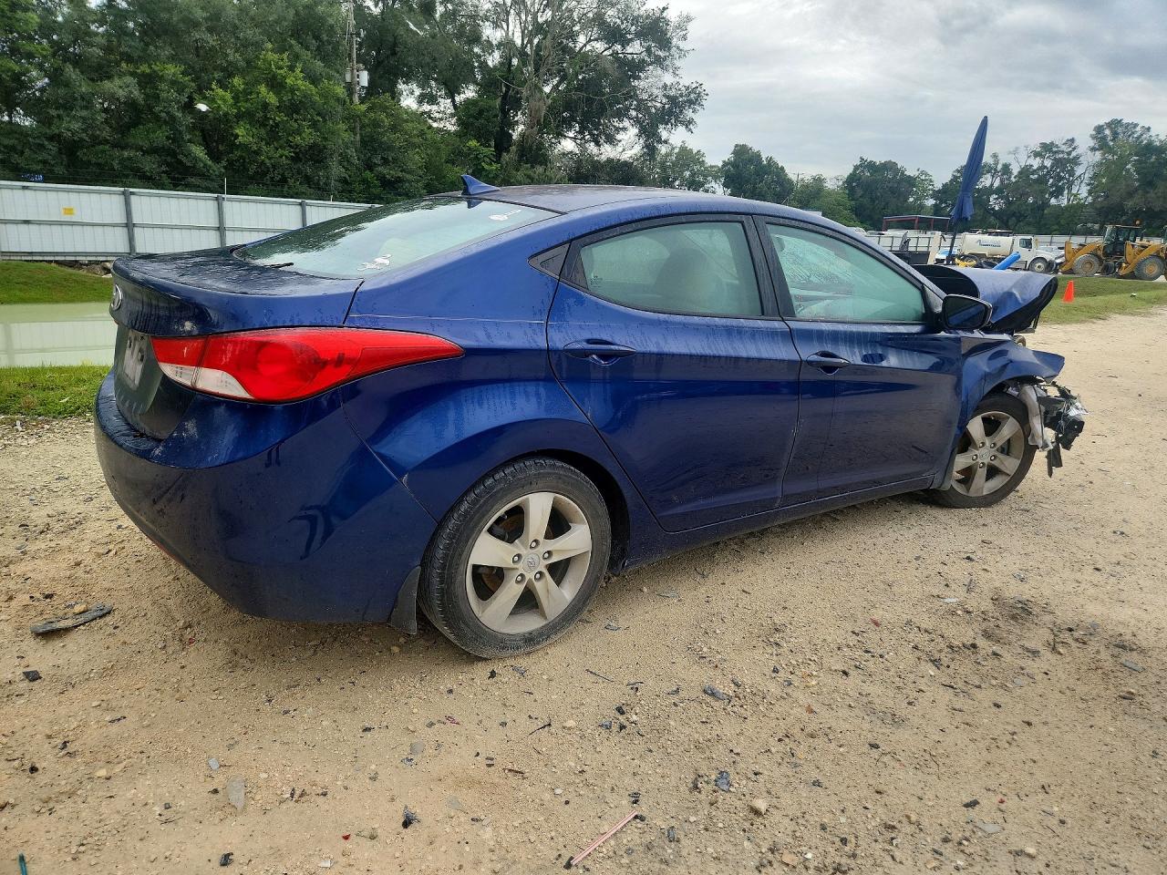 2013 Hyundai Elantra Gls Синий vin: KMHDH4AE3DU637258