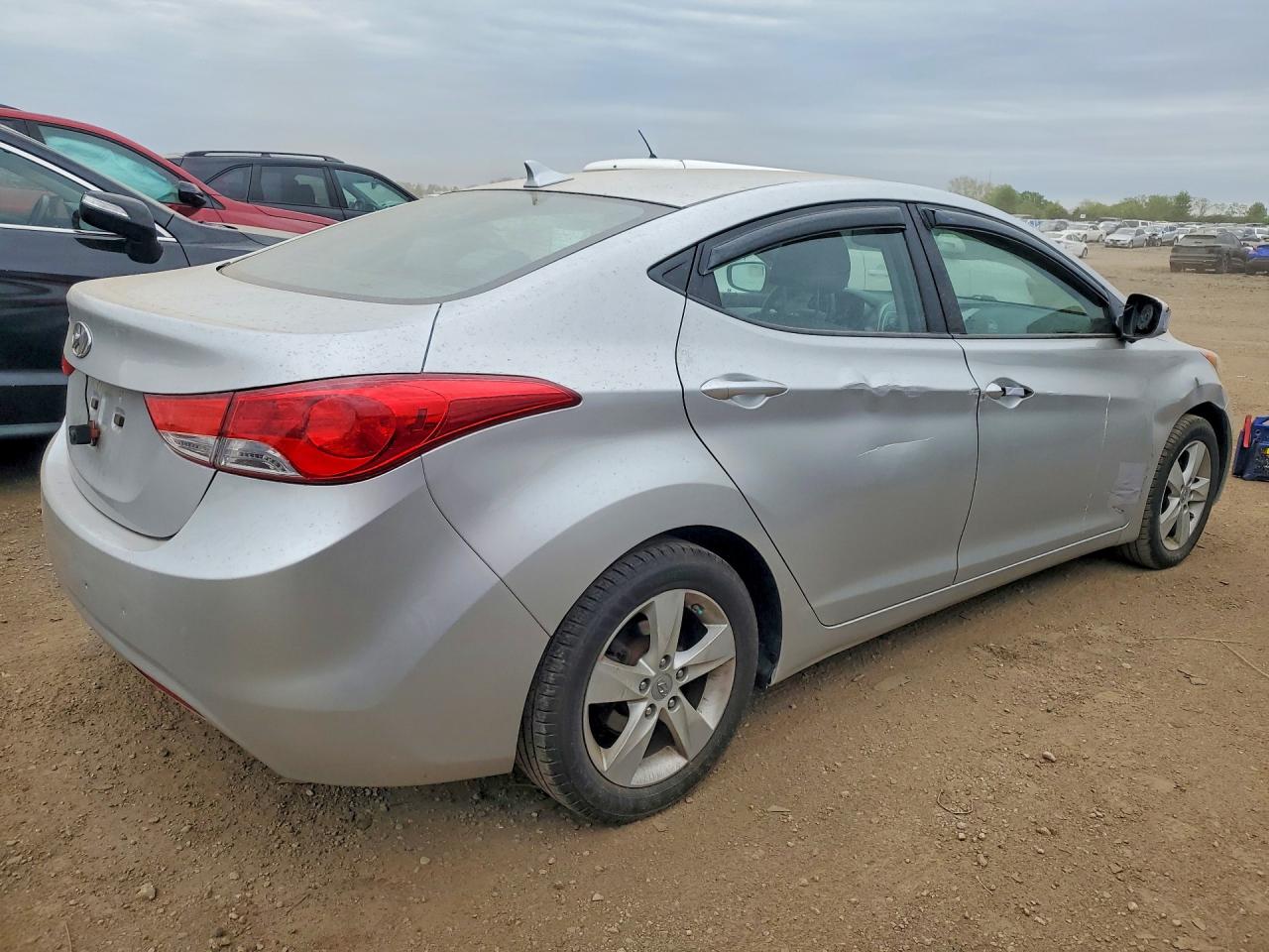 2013 Hyundai Elantra Gls Silver vin: KMHDH4AE3DU651323