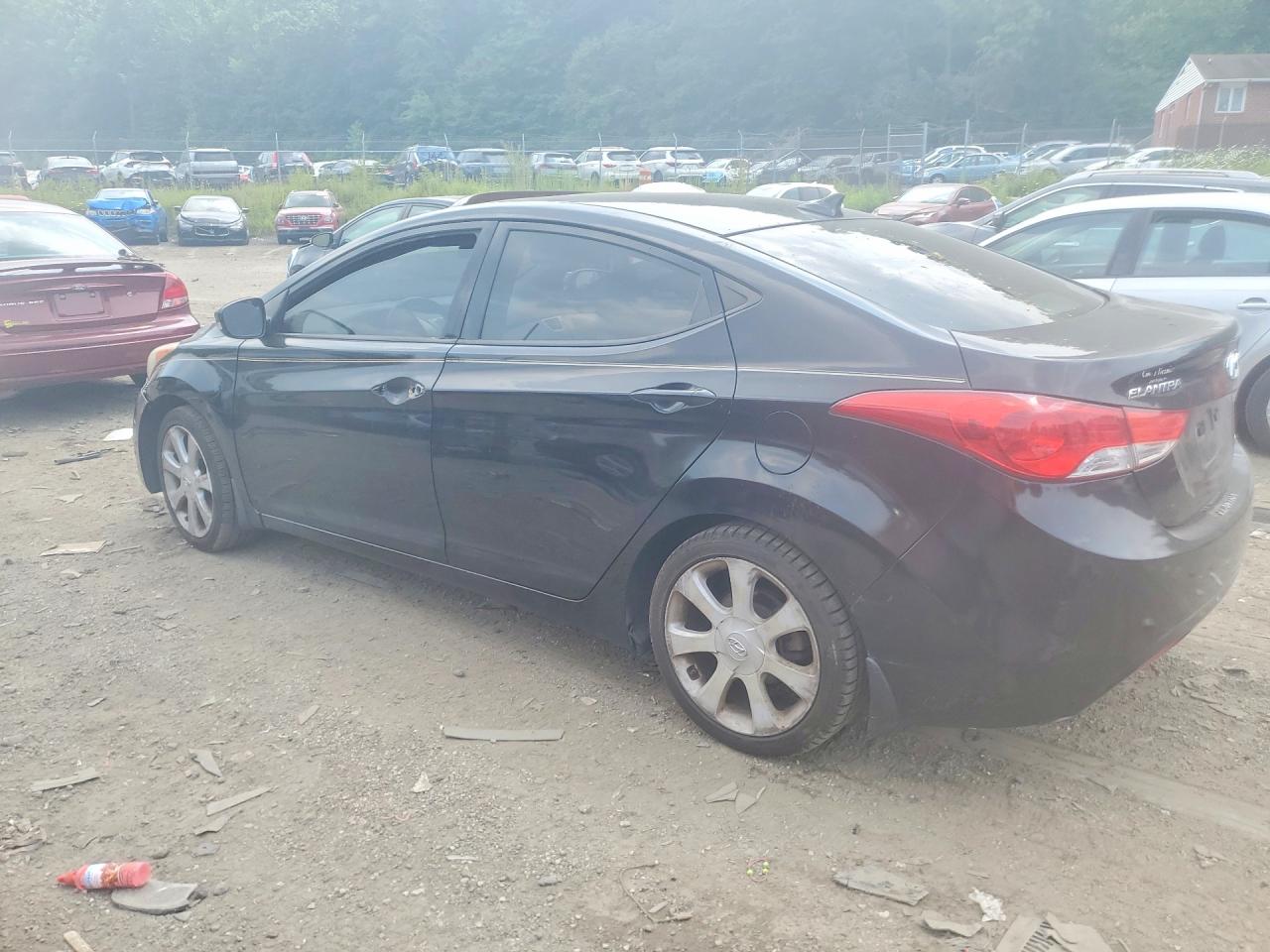 2013 Hyundai Elantra Limited Black vin: KMHDH4AE3DU664475