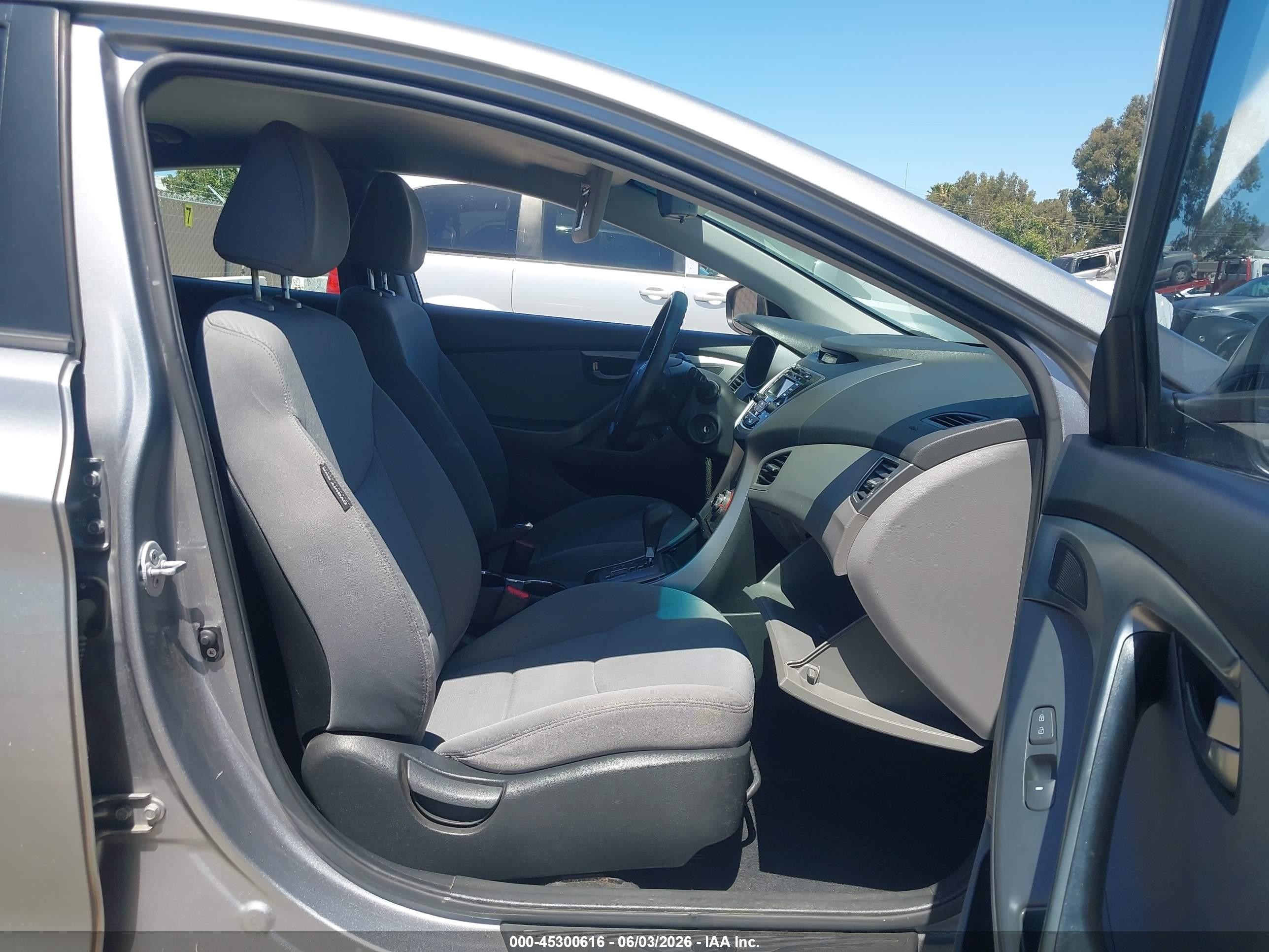 2013 Hyundai Elantra Gls Gray vin: KMHDH4AE3DU799374