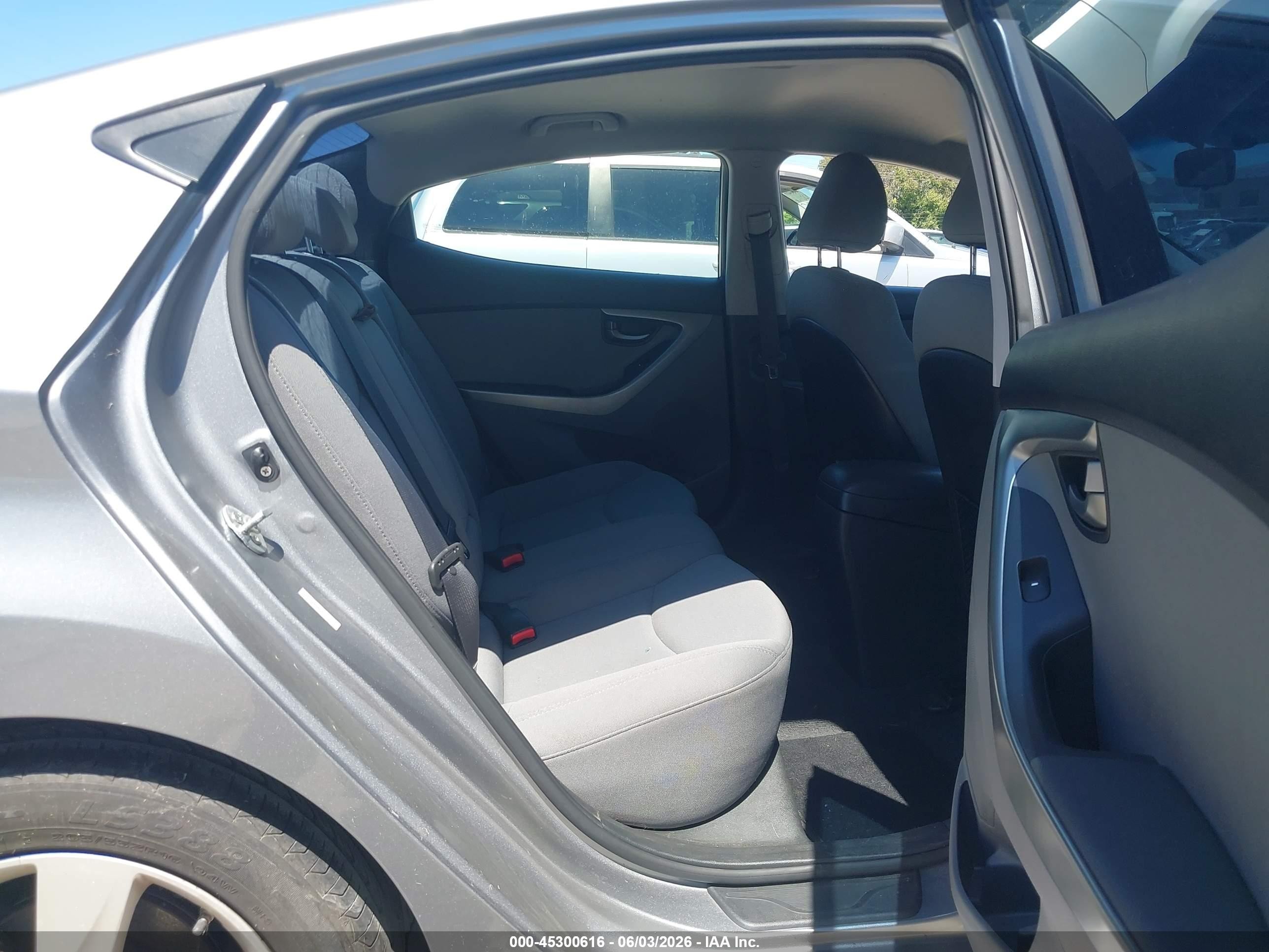 2013 Hyundai Elantra Gls Gray vin: KMHDH4AE3DU799374