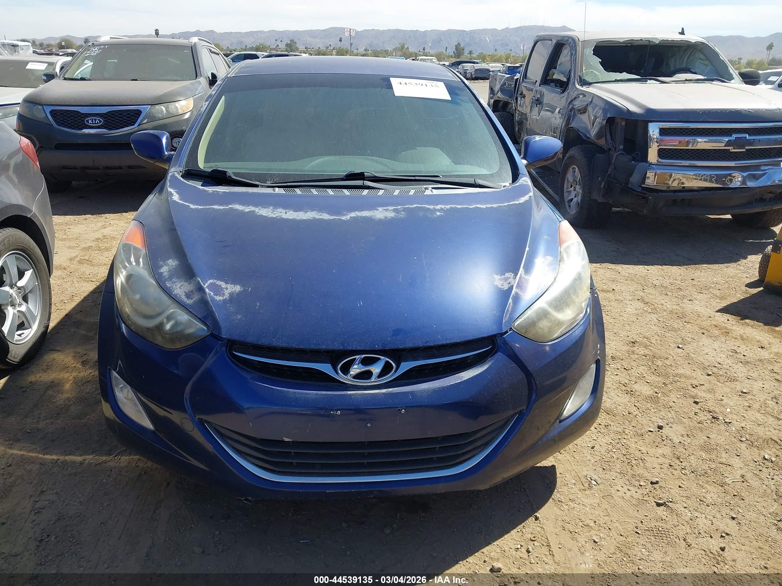 2013 Hyundai Elantra Gls Blue vin: KMHDH4AE3DU809515