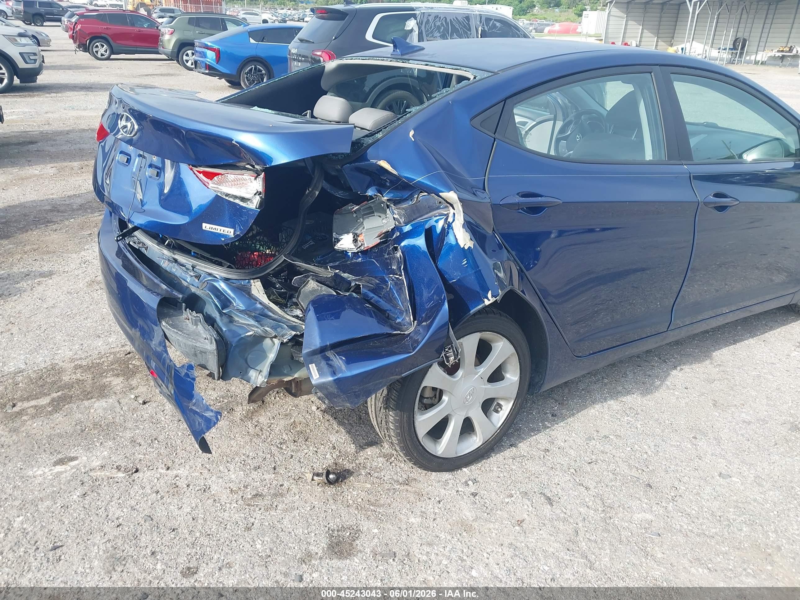 2013 Hyundai Elantra Limited Dark Blue vin: KMHDH4AE3DU839999