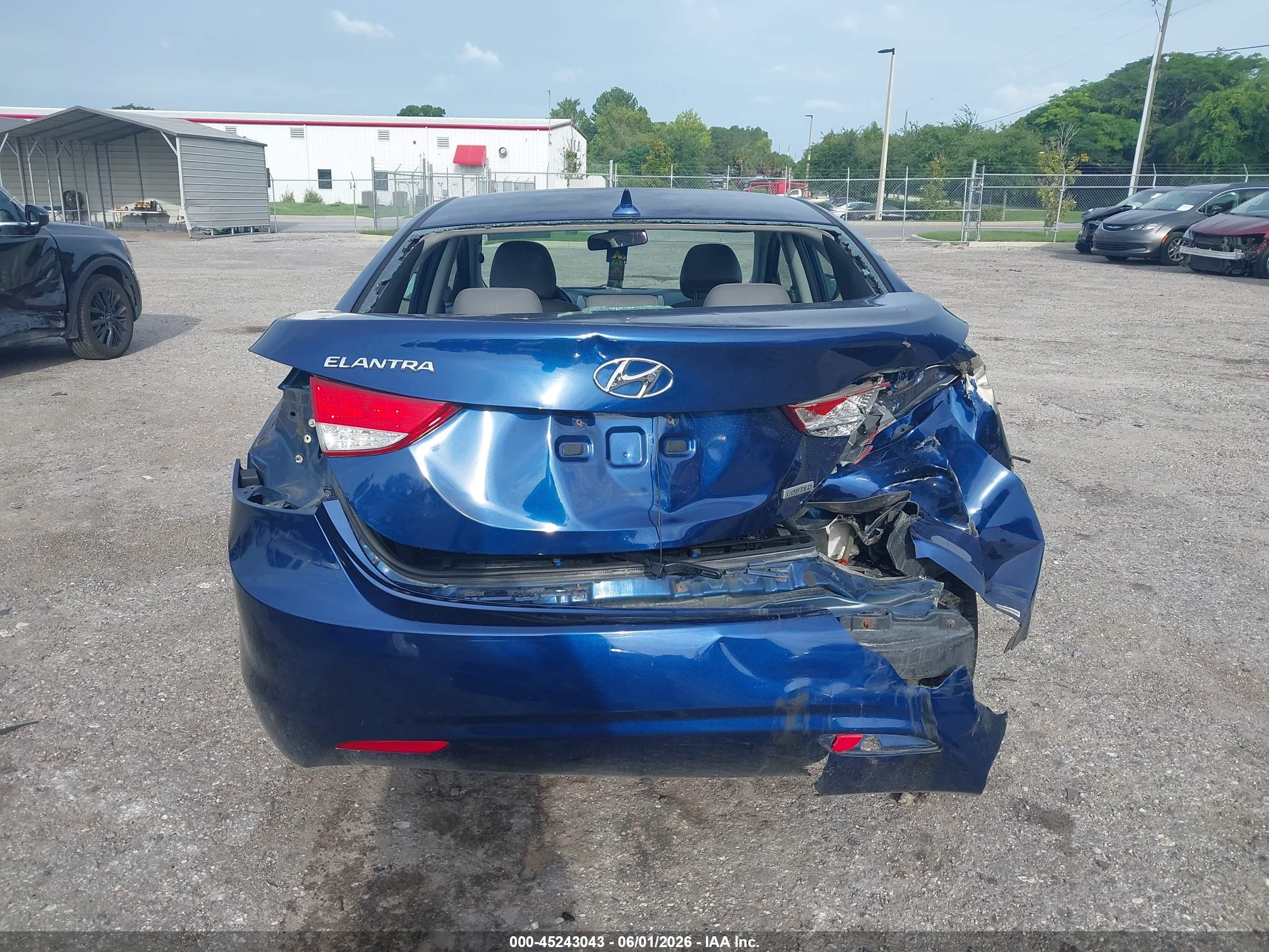 2013 Hyundai Elantra Limited Dark Blue vin: KMHDH4AE3DU839999