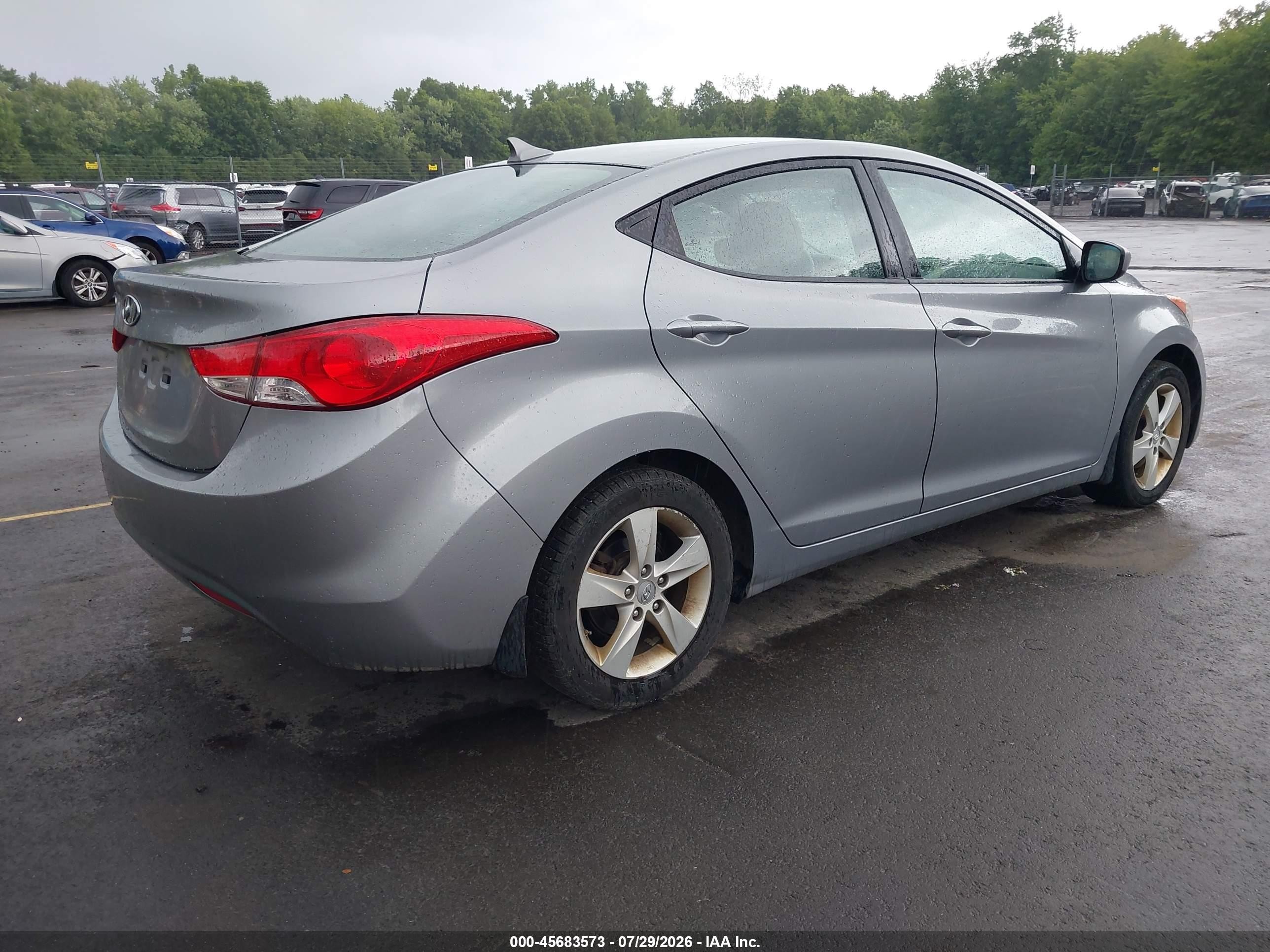 2013 Hyundai Elantra Gls Gray vin: KMHDH4AE3DU926768