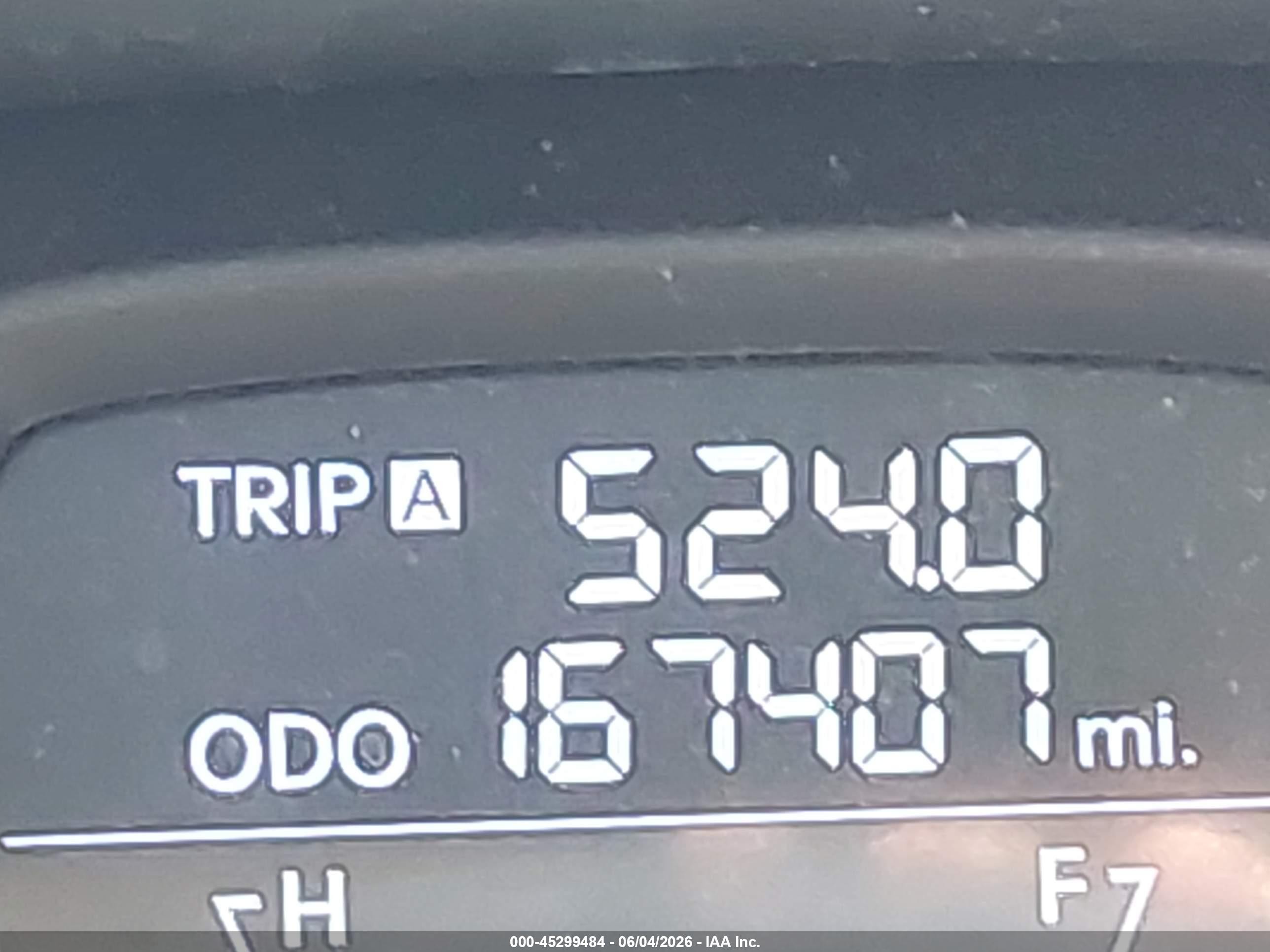 2013 Hyundai Elantra Limited Silver vin: KMHDH4AE3DU934689