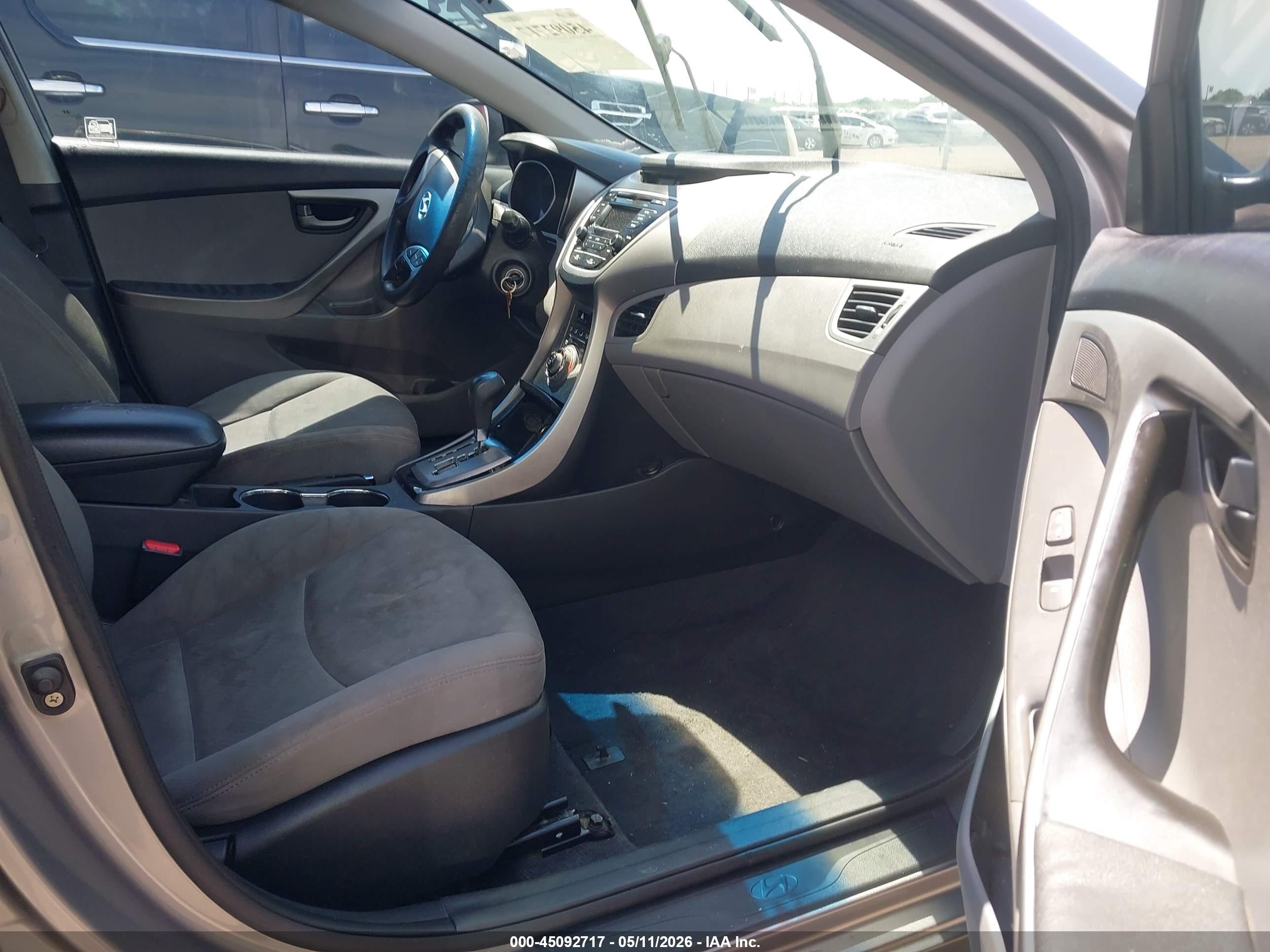 2013 Hyundai Elantra Gls Silver vin: KMHDH4AE3DU954828