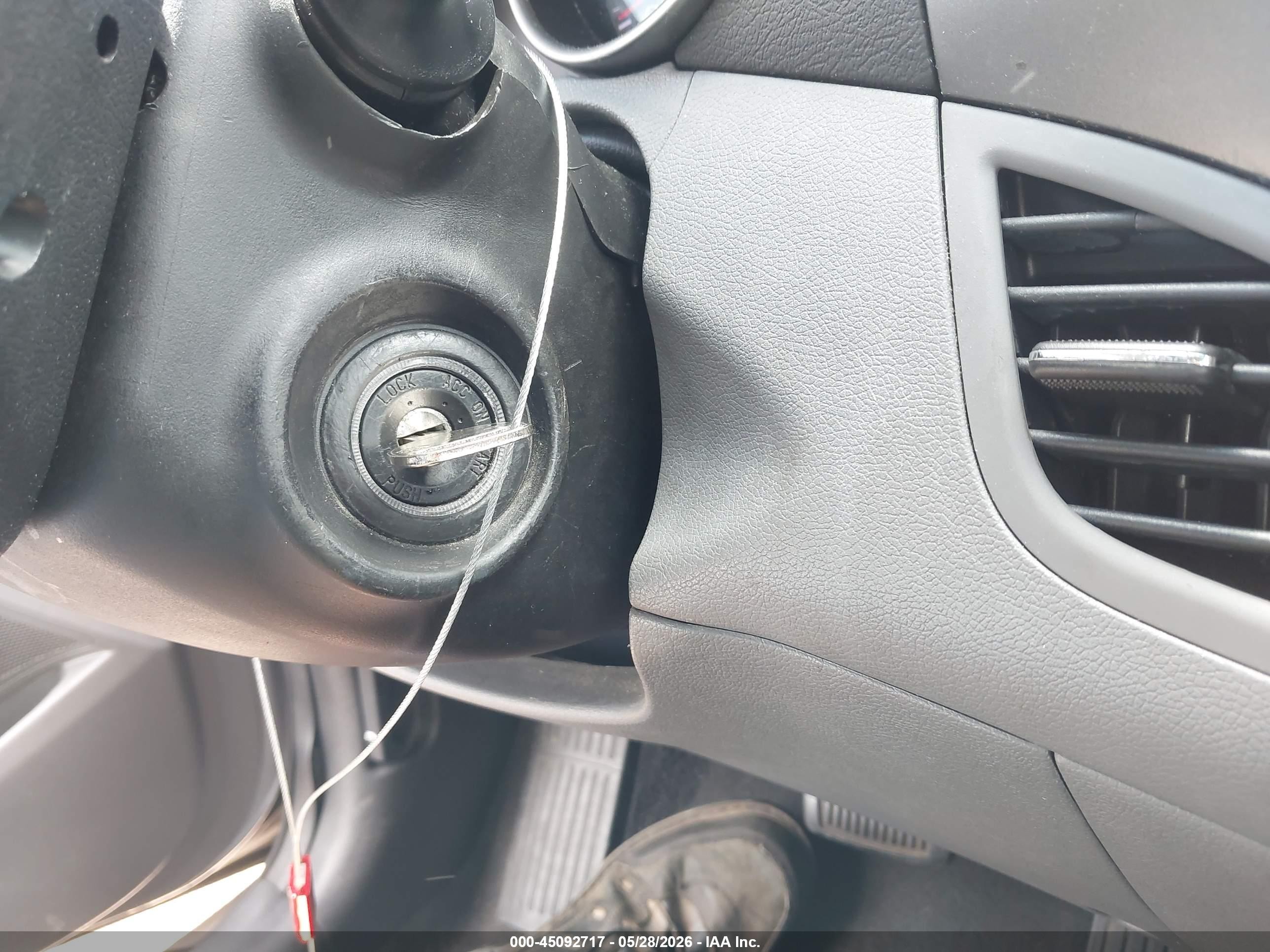 2013 Hyundai Elantra Gls Silver vin: KMHDH4AE3DU954828