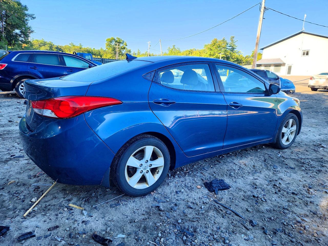 2013 Hyundai Elantra Gls Blue vin: KMHDH4AE3DU968986