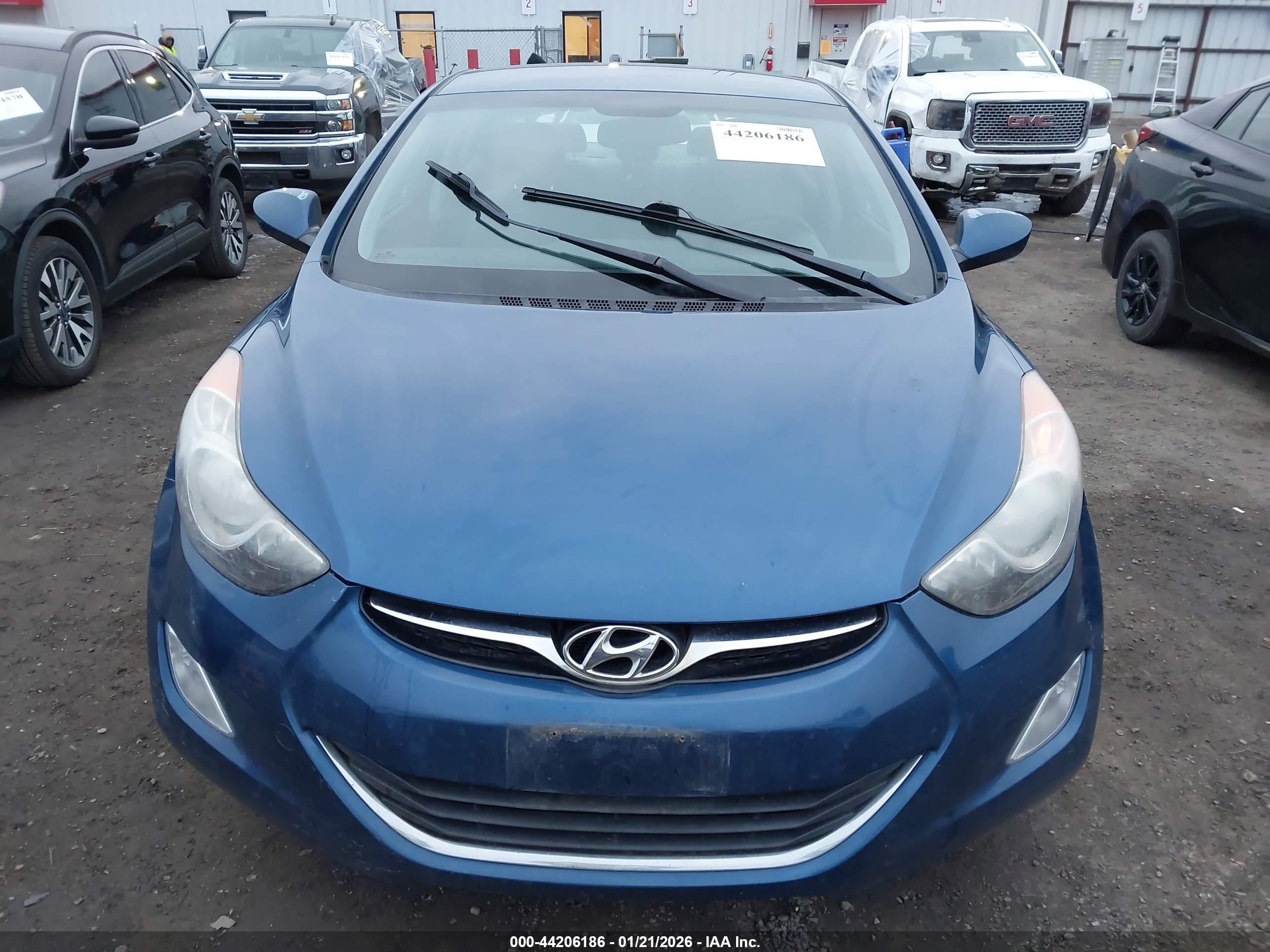 2013 Hyundai Elantra Gls Blue vin: KMHDH4AE3DU976652