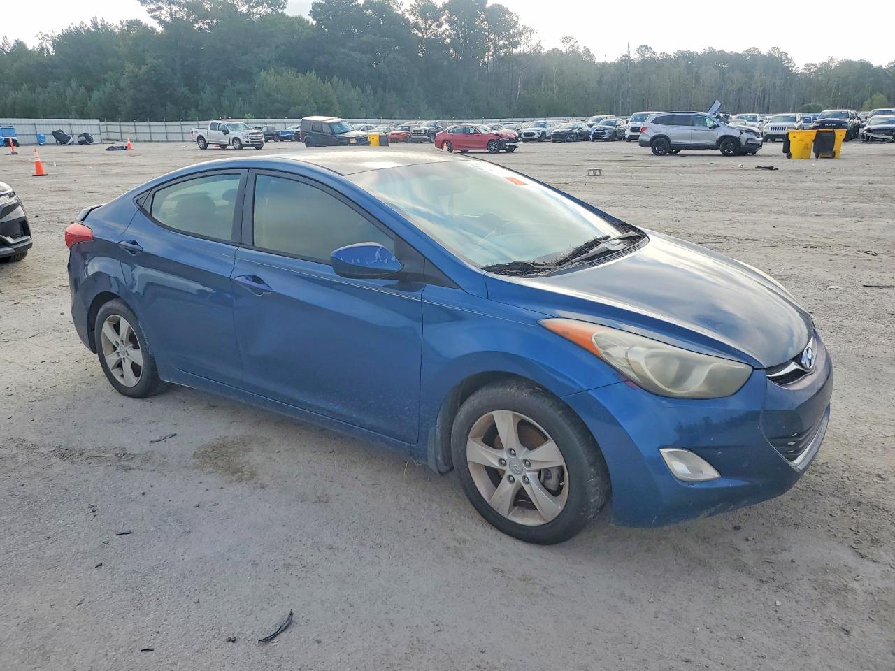 2013 Hyundai Elantra Gls Blue vin: KMHDH4AE3DU998375
