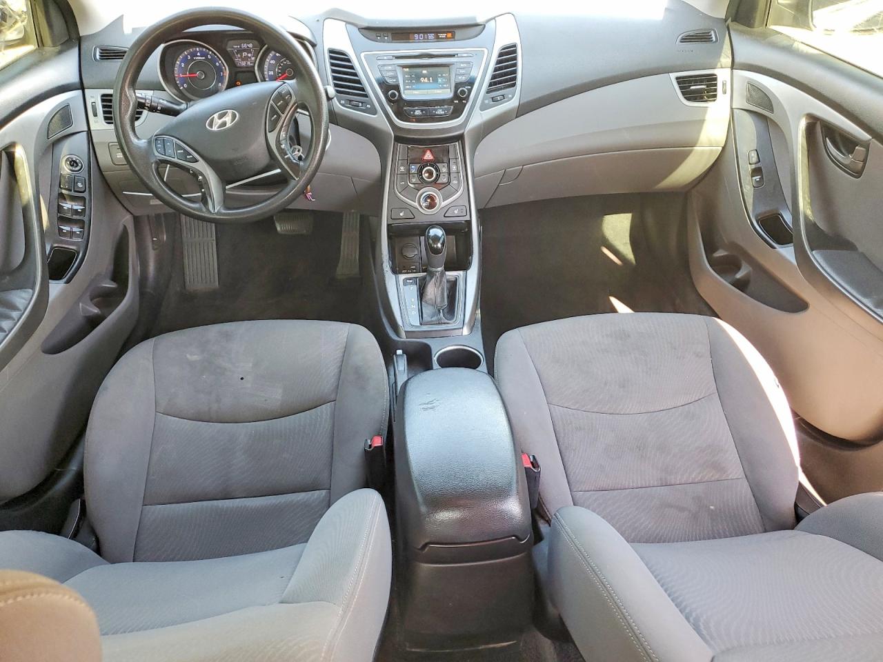 2014 Hyundai Elantra Se Silver vin: KMHDH4AE3EU031234