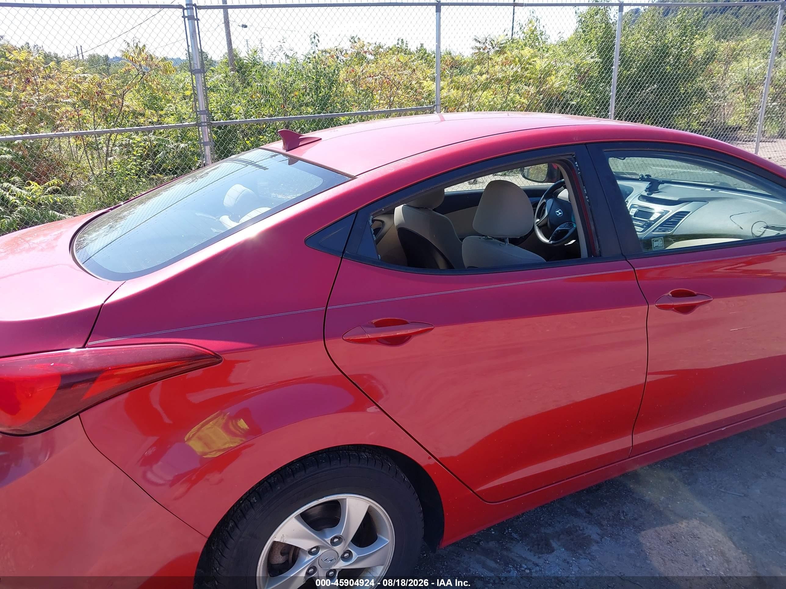 2014 Hyundai Elantra Se Red vin: KMHDH4AE3EU109107