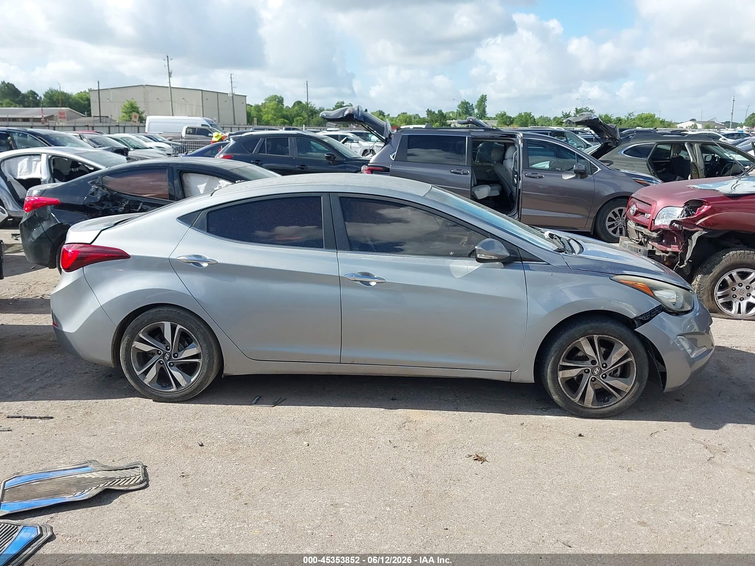 2014 Hyundai Elantra Limited Gray vin: KMHDH4AE3EU155312