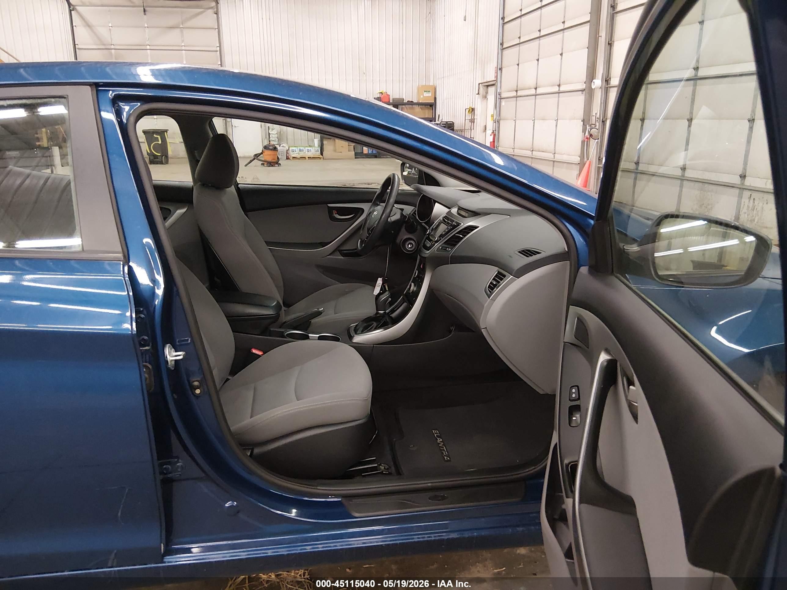 2014 Hyundai Elantra Se Blue vin: KMHDH4AE3EU181764