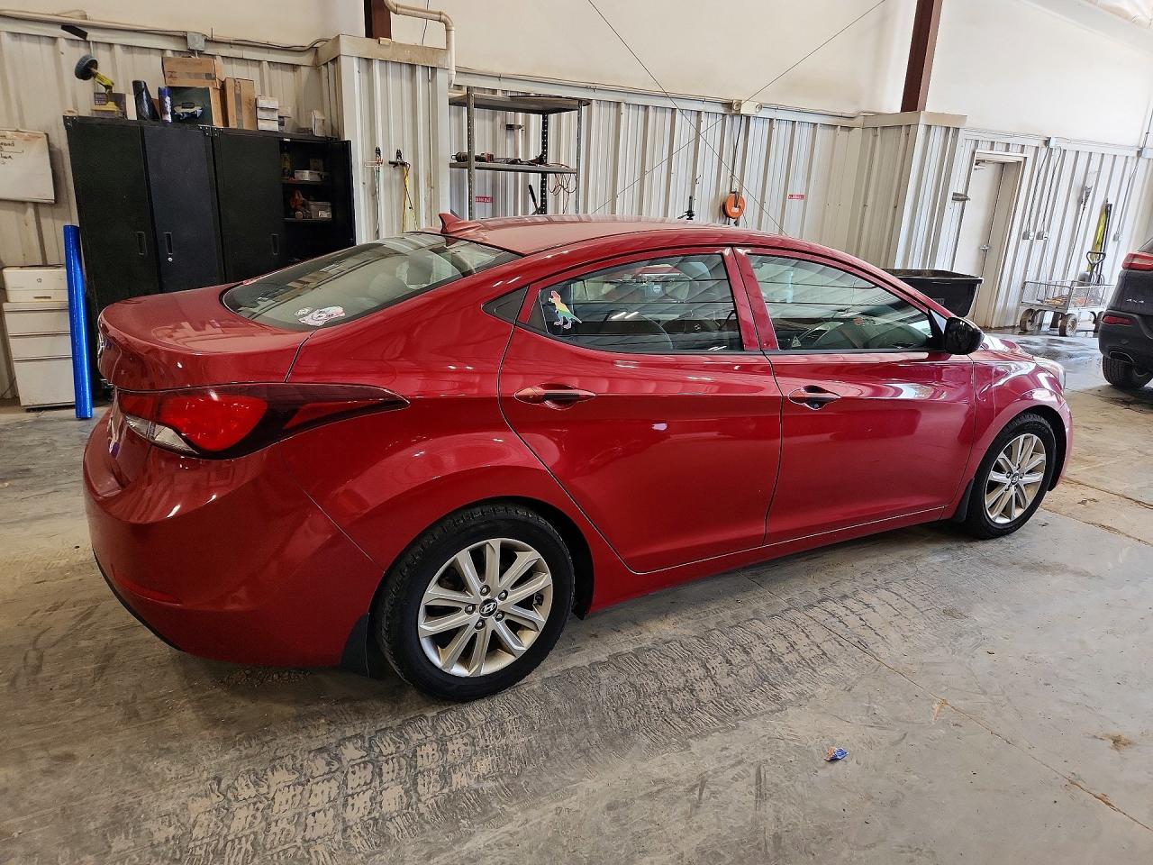 2014 Hyundai Elantra Se Red vin: KMHDH4AE3EU182588