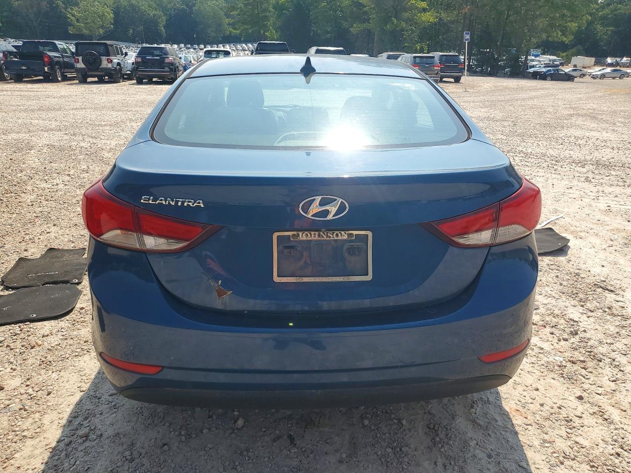 2015 Hyundai Elantra Se Blue vin: KMHDH4AE3FU222170