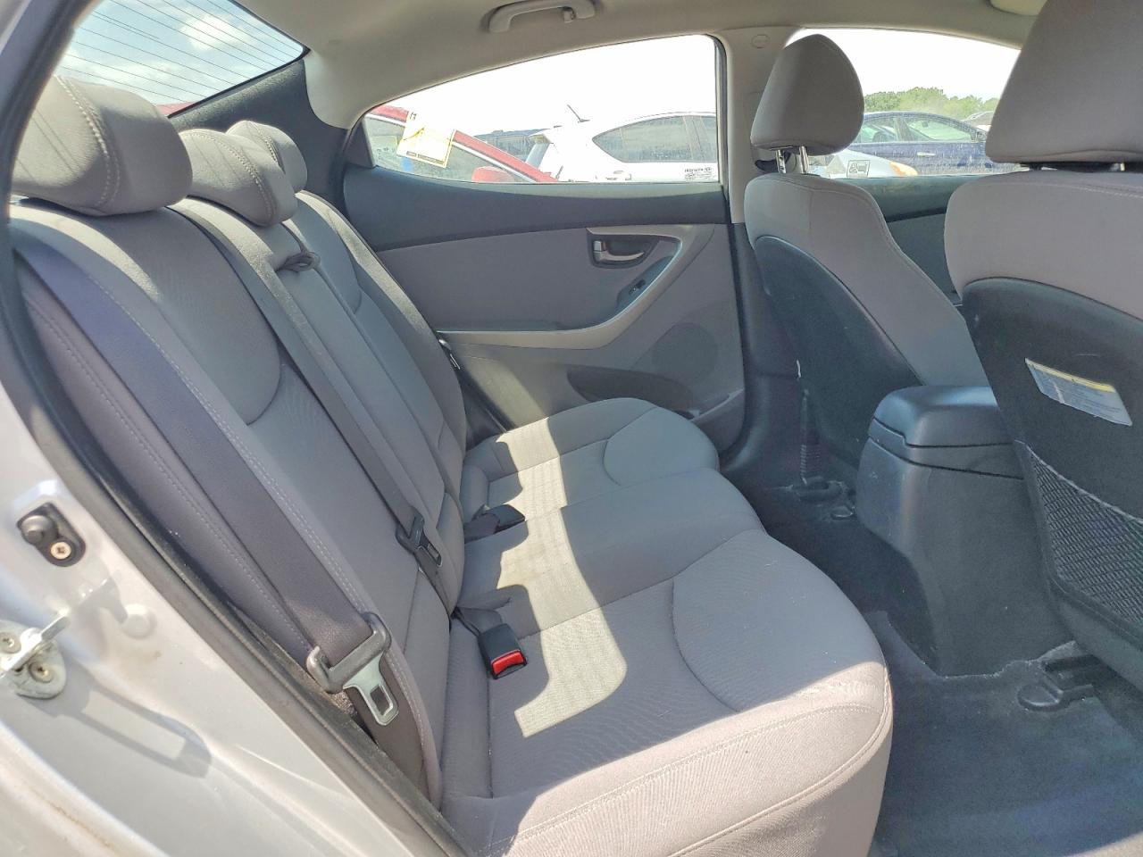 2015 Hyundai Elantra Se Silver vin: KMHDH4AE3FU226428