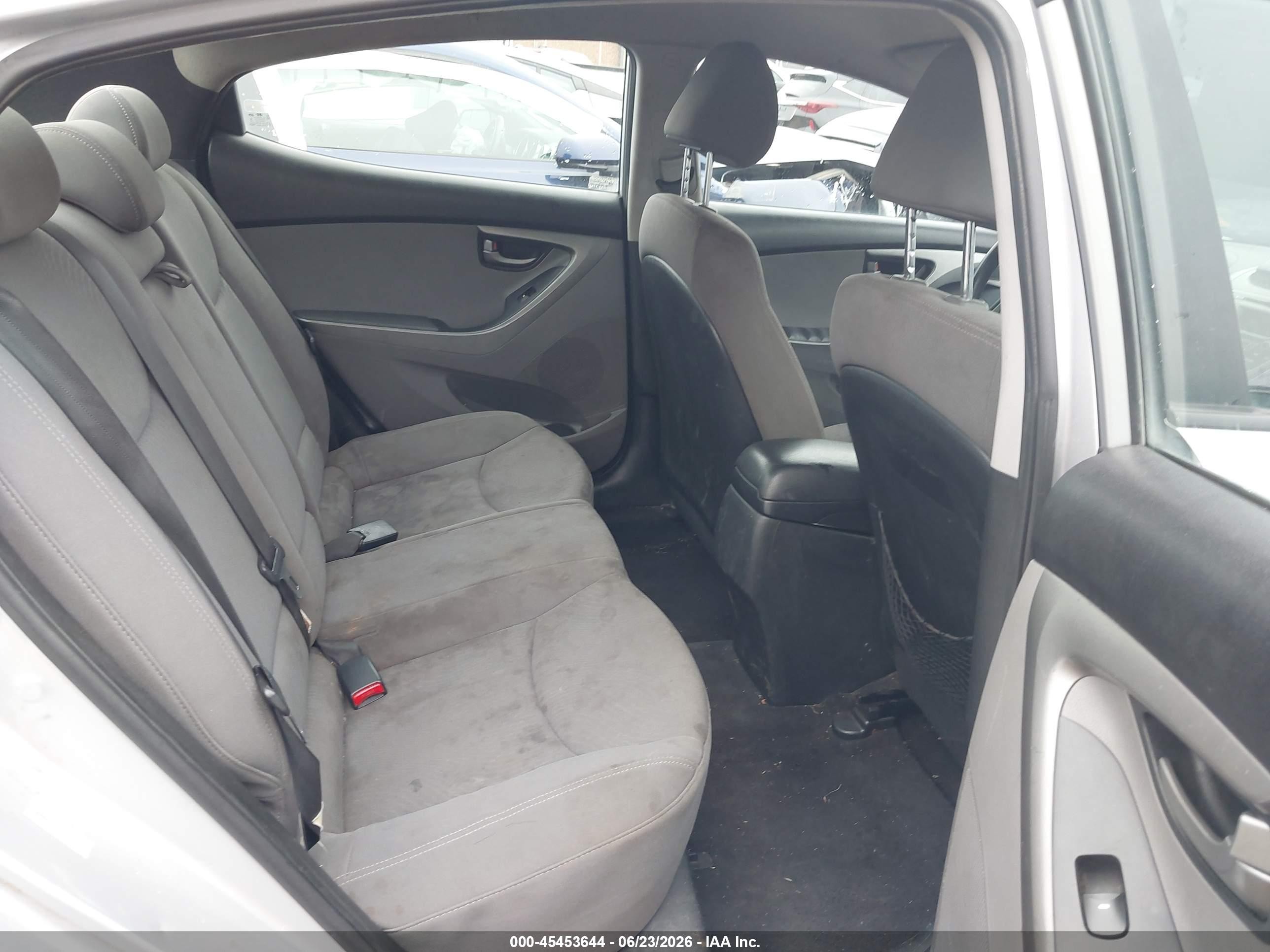 2015 Hyundai Elantra Se Silver vin: KMHDH4AE3FU238899